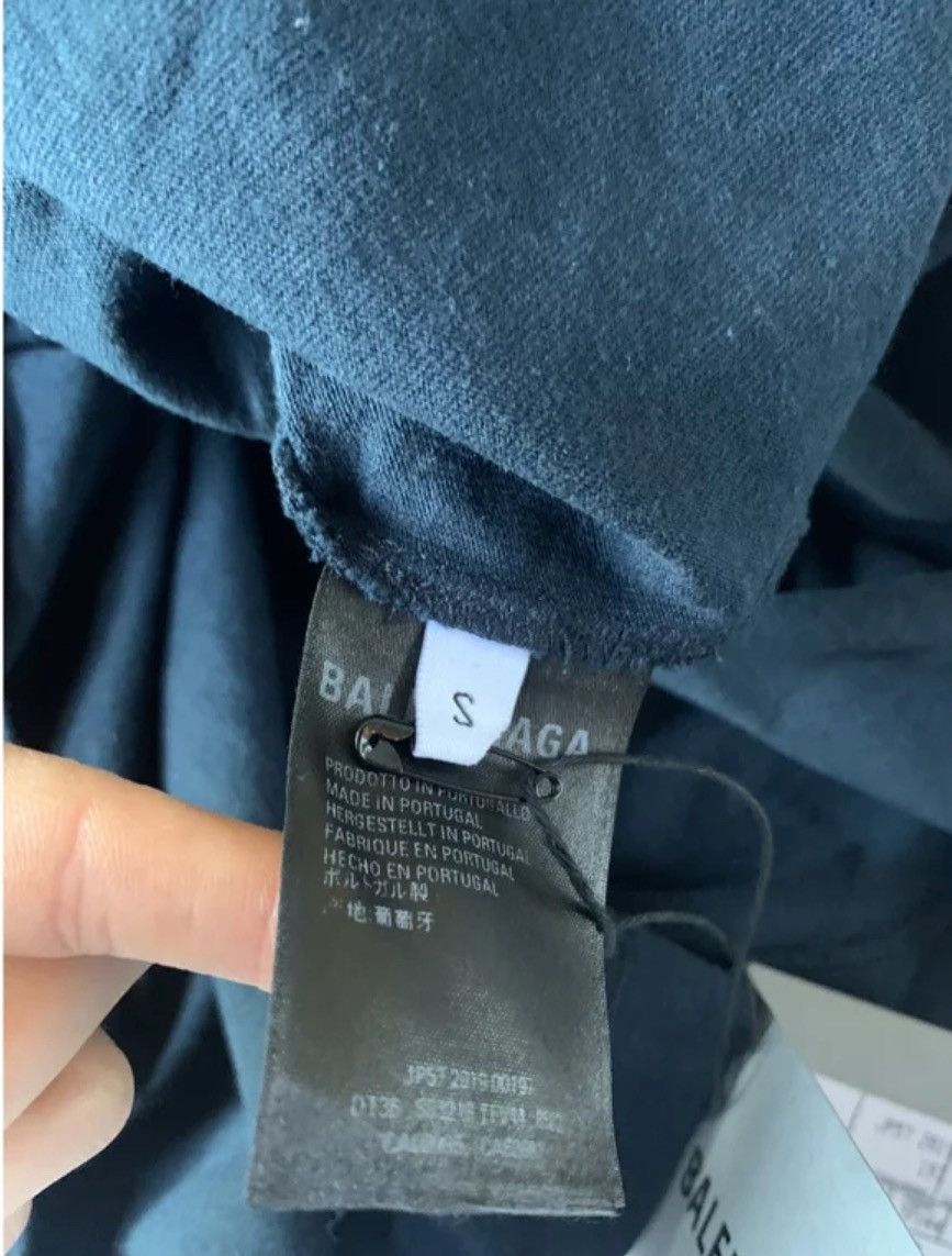 Balenciaga Balenciaga navy blue logo t-shirt Size US S / EU 44-46 / 1 - 6 Thumbnail