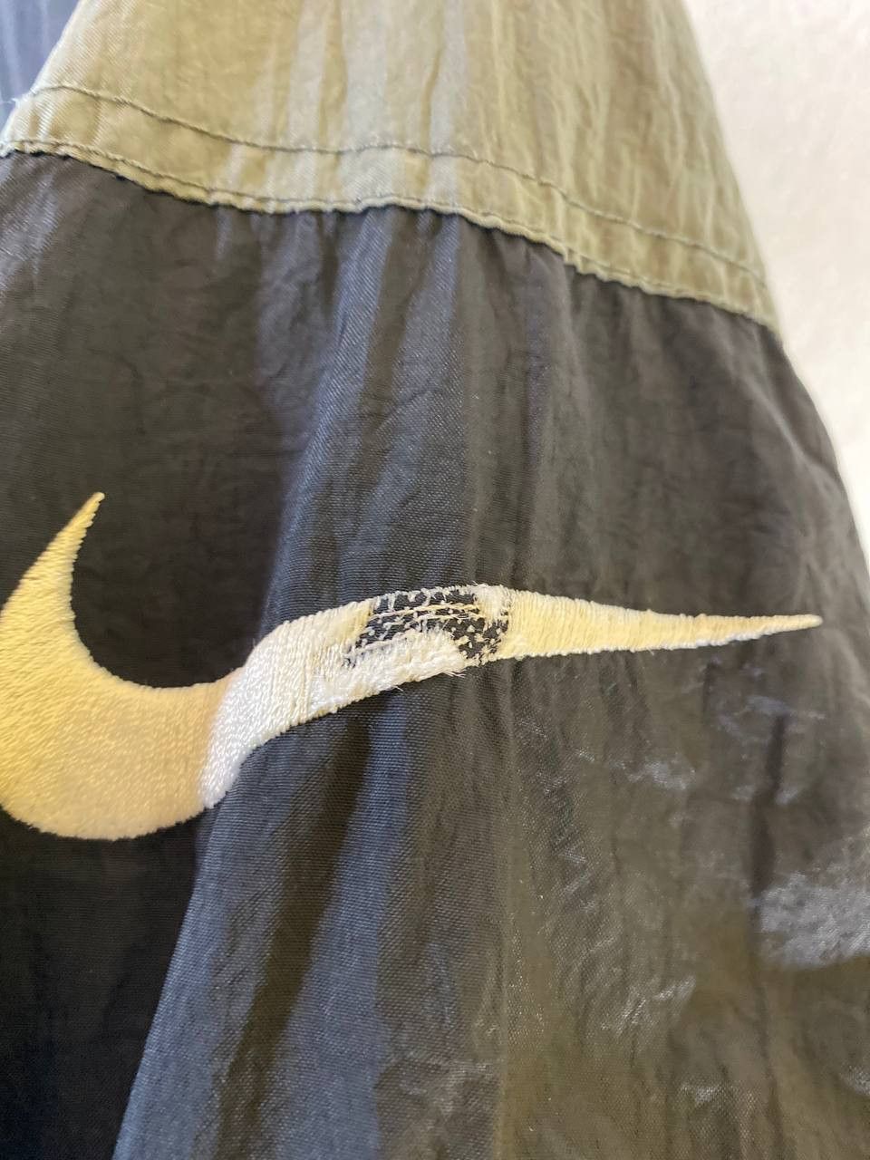 Nike vintage 90s nike light jacket nice design Size US M / EU 48-50 / 2 - 5 Thumbnail