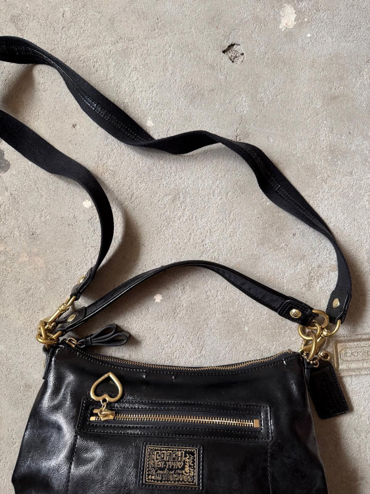 Coach Coach 2Way Poppy Daisy Leather Shoulder Bag Black Size ONE SIZE - 3 Thumbnail
