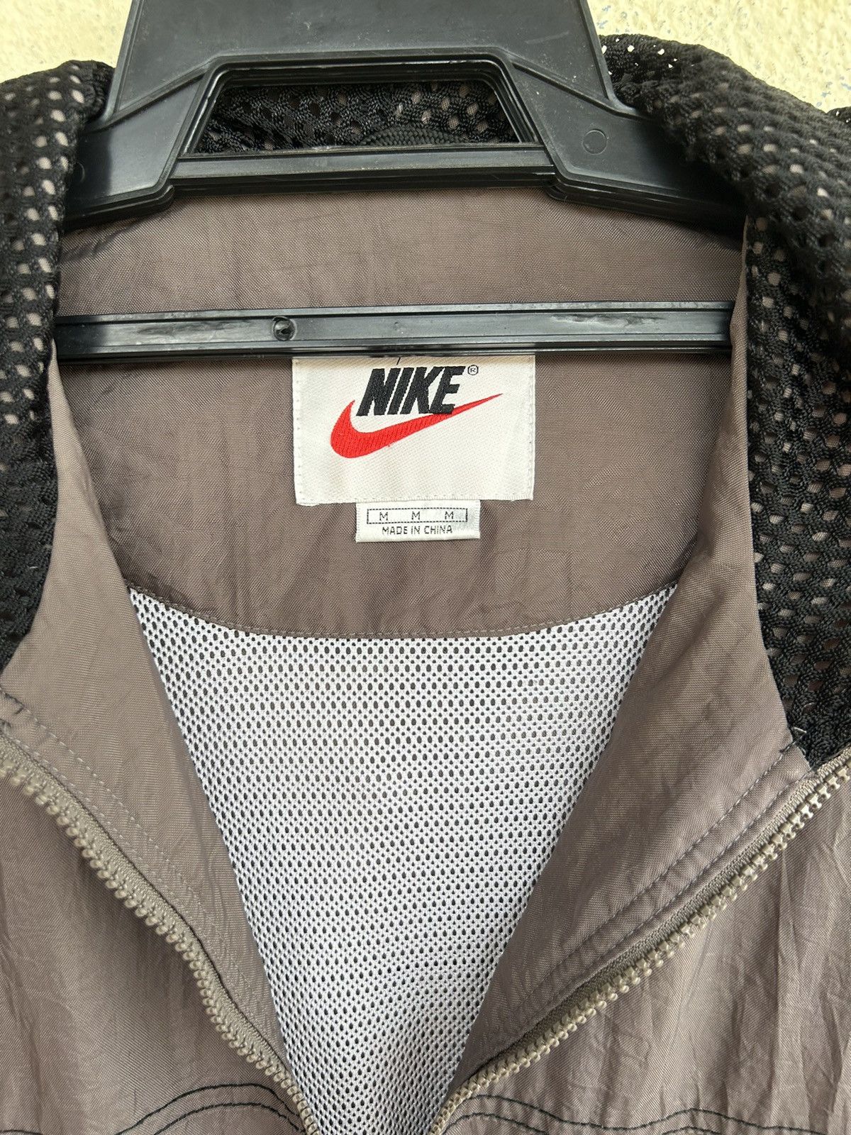 Vintage 90’s Nike Center Swoosh Windbreaker