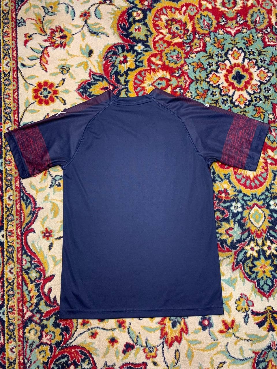 Puma ARSENAL 2018 2019 AWAY FOOTBALL SHIRT SOCCER JERSEY PUMA Size US S / EU 44-46 / 1 - 2 Thumbnail