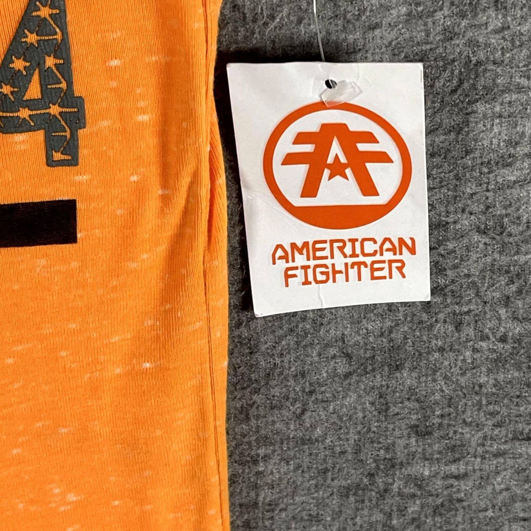 Vintage American Fighter Tank Top Mens Small Orange Davidson Tech Graphic Gym FM4792 Size US S / EU 44-46 / 1 - 5 Thumbnail