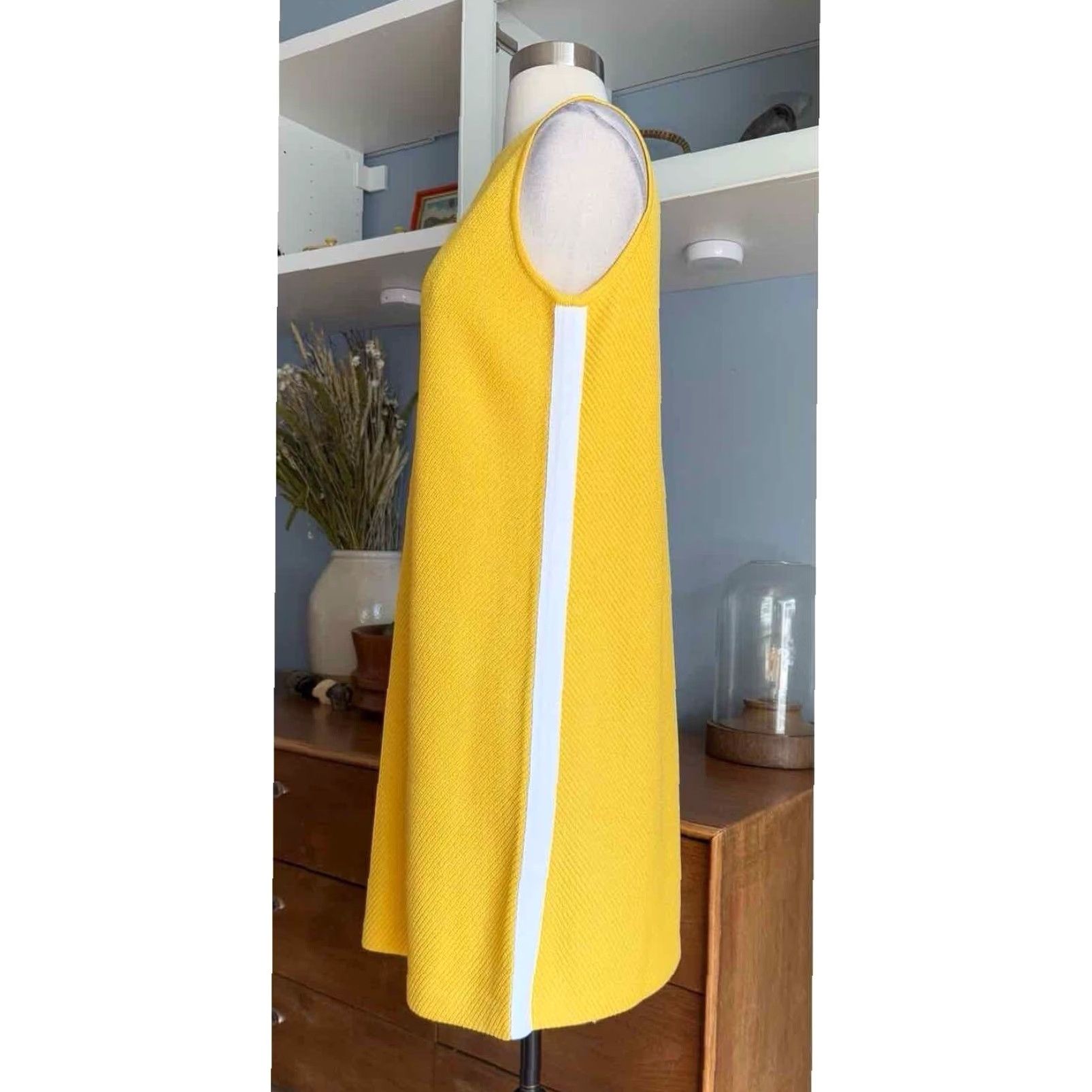 St. John VINTAGE ST. JOHN SoCa Novelty Knit Sleeveless Shift Dress S Yellow White Size S / US 4 / IT 40 - 6 Thumbnail