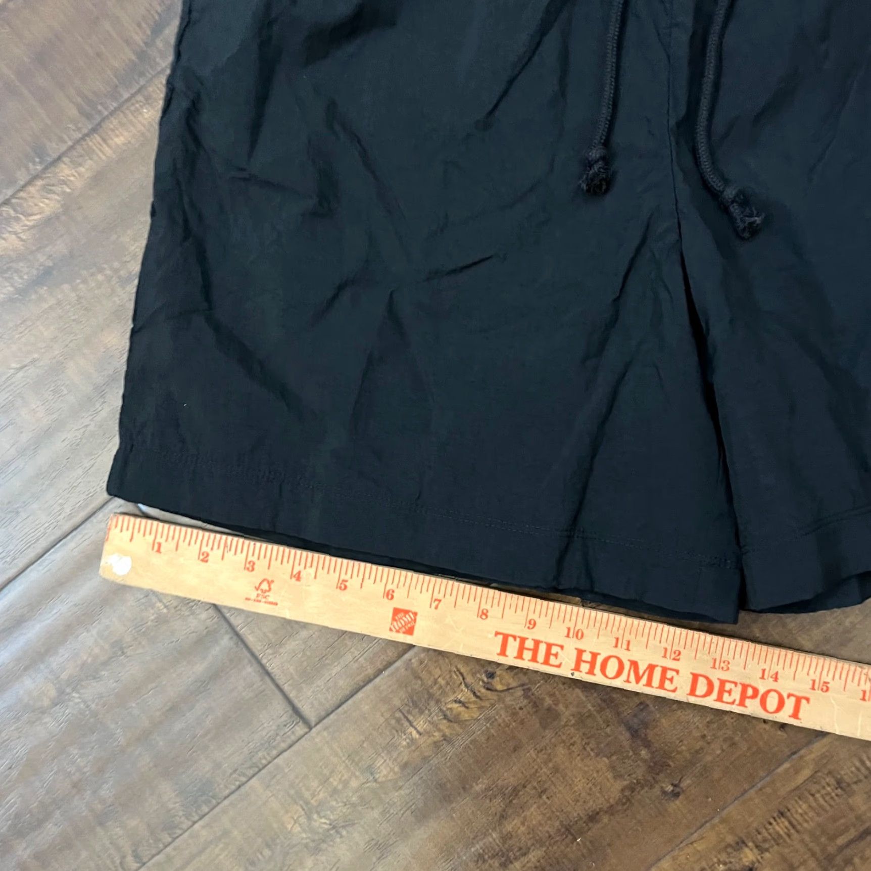Nike VINTAGE Nike Women's Athletic Shorts Size Medium Black Nylon Running Jogging Gym Training Activewear Size 32" / US 10 / IT 46 - 6 Thumbnail