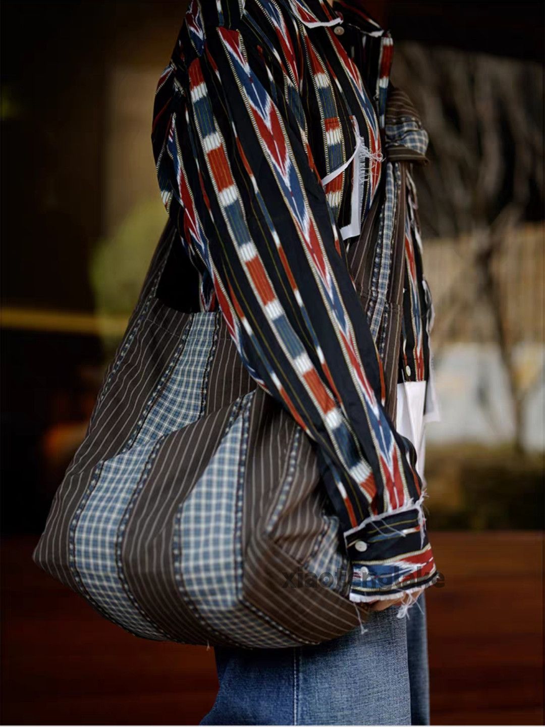 Vintage Unisex utility plaid yuppie y2k messenger crossbody bag Size ONE SIZE - 2 Thumbnail