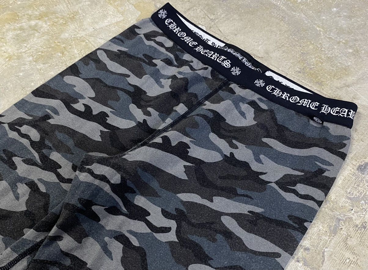 Chrome Hearts Chrome Hearts - Camou Leggings Size 26" / US 2 / IT 38 - 2 Thumbnail