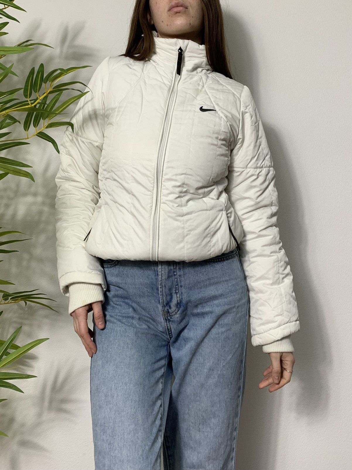 image of Nike 2000S Down Puffer Jacket in White, Women's (Size XS)