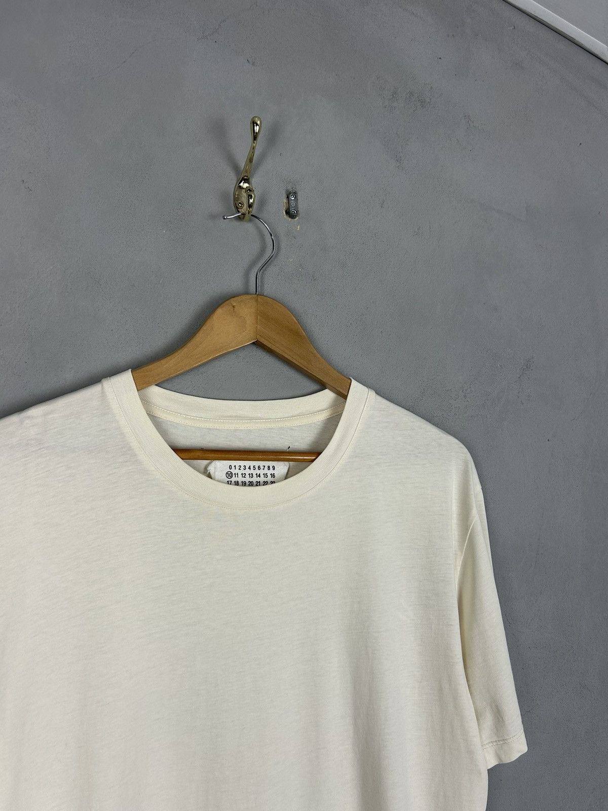 Maison Margiela Maison Margiela Basic Short Sleeve T-Shirt Men’s XL Size US XL / EU 56 / 4 - 2 Thumbnail