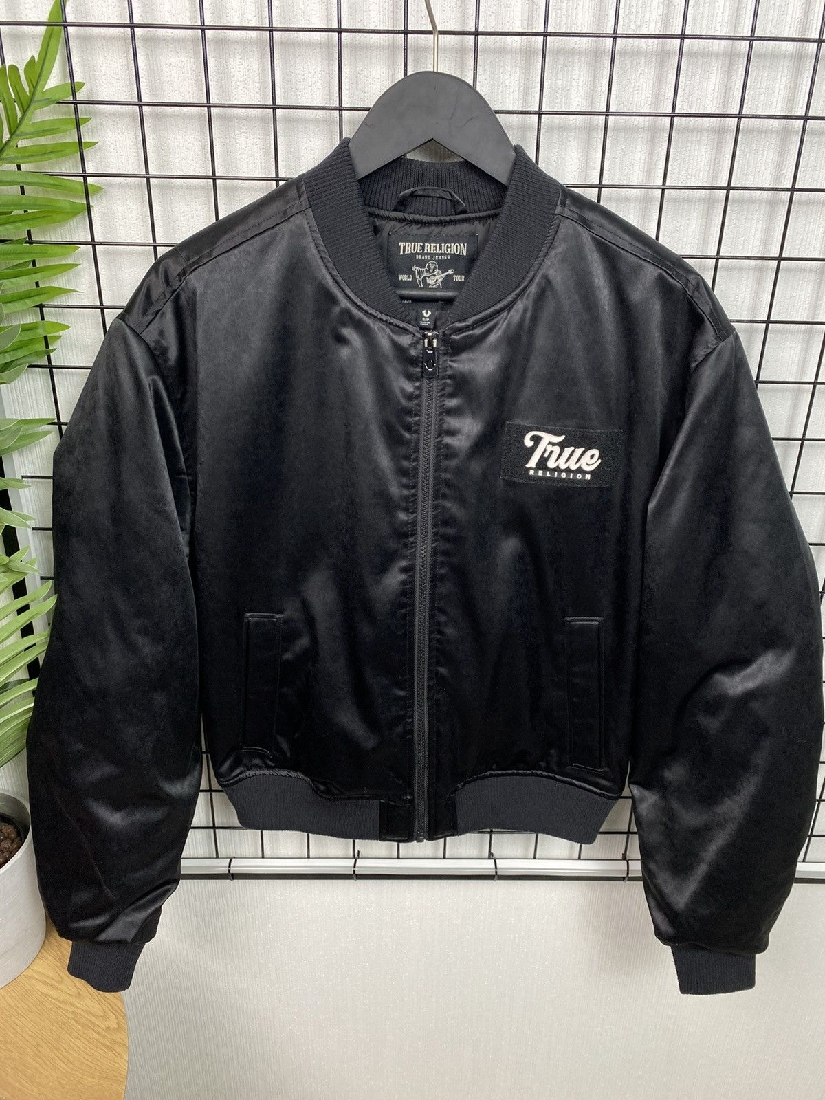 True Religion True Religion Script Bomber Jacket Women S oversized Black Size S / US 4 / IT 40 - 2 Thumbnail