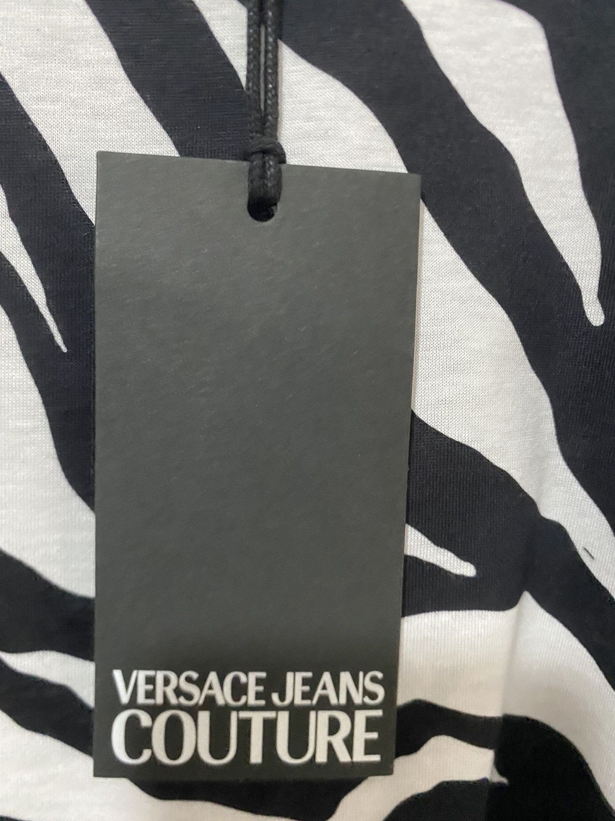 Versace Jeans Couture Versace Jeans Culture Zebra Print T-shirt, size XXL, black Size US XXL / EU 58 / 5 - 6 Thumbnail
