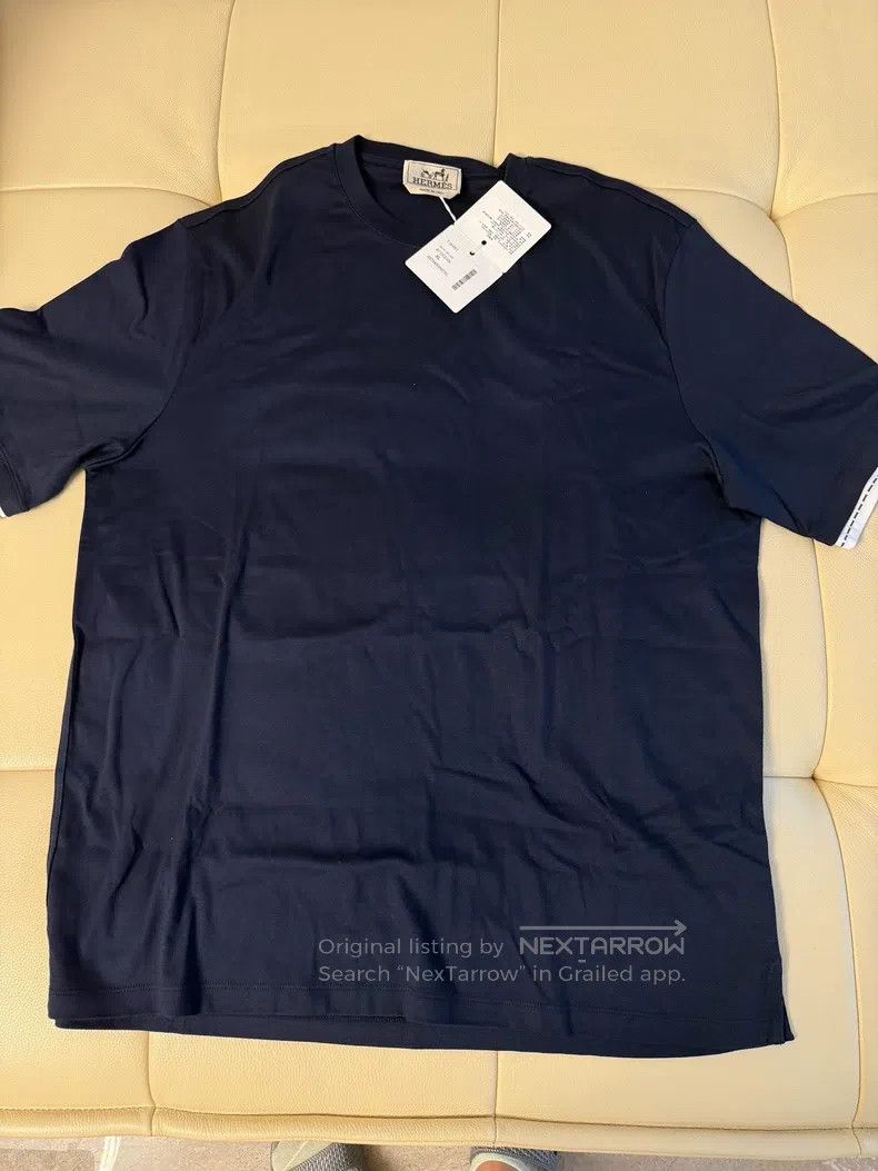 Hermes Hermes Men's Short-Sleeve T-Shirt with Color-Blocked Cuffs Size US XL / EU 56 / 4 - 1 Thumbnail