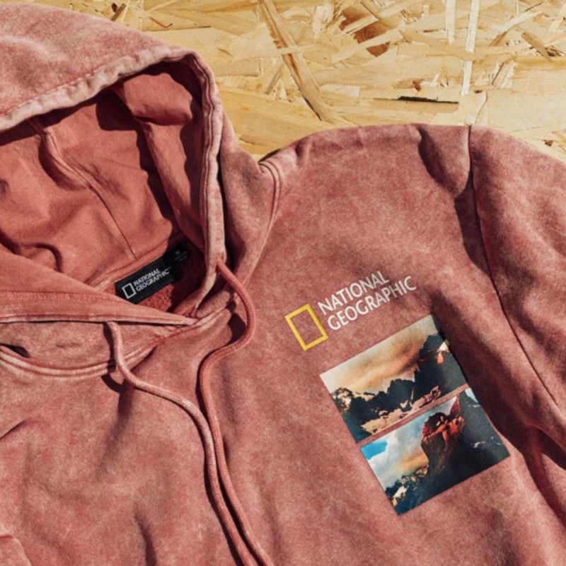 Other National Geographic L Hoodie Pink Acid Wash Patagonia Chile Size US L / EU 52-54 / 3 - 1 Thumbnail