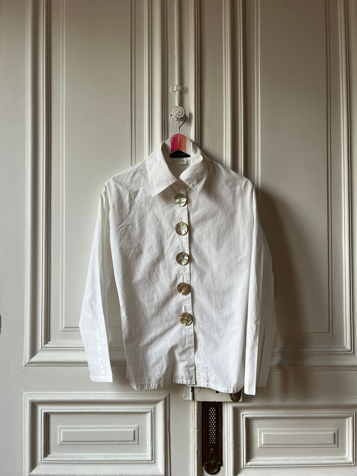 Ann Demeulemeester Pearl Buttoned White Shirt Size US S / EU 44-46 / 1 - 1 Preview