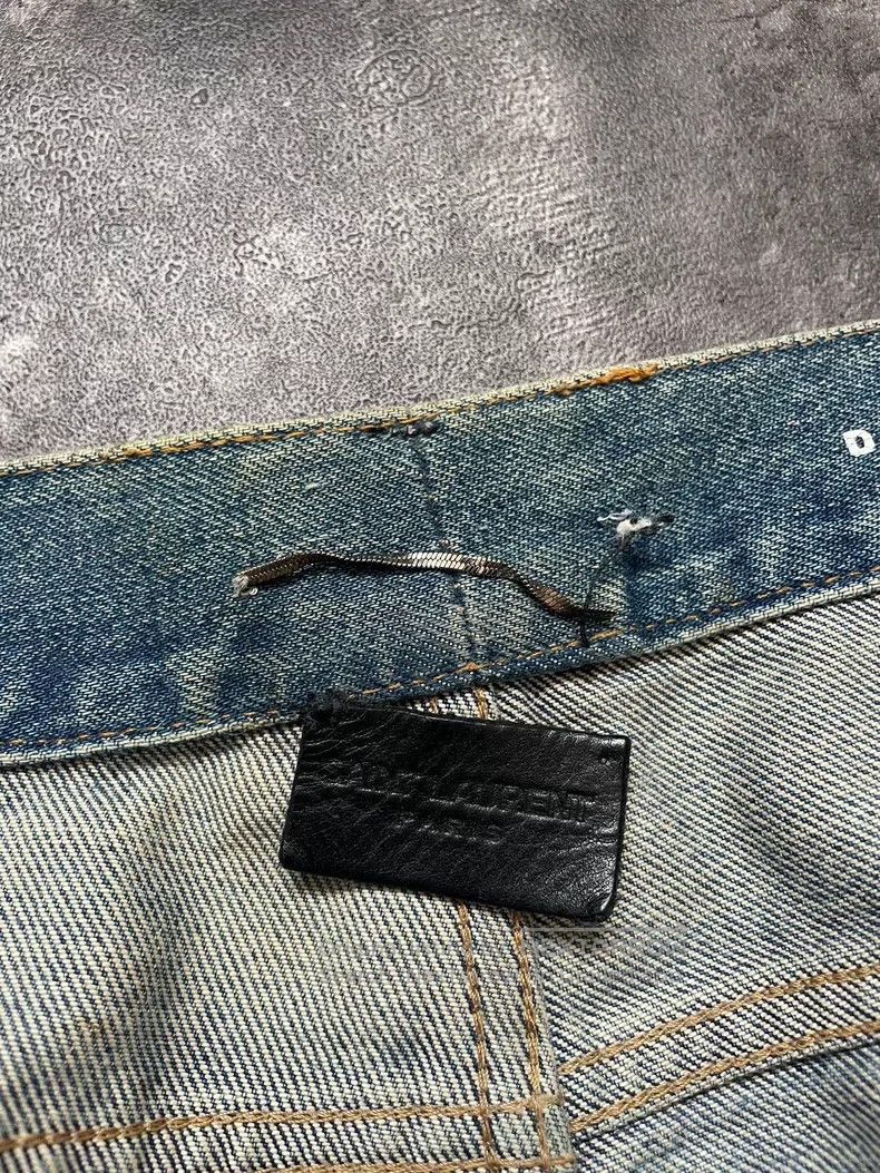 Saint Laurent Paris Saint Laurent Paris Single Knee Cut Patch Destroyed Denim Size US 32 / EU 48 - 4 Thumbnail