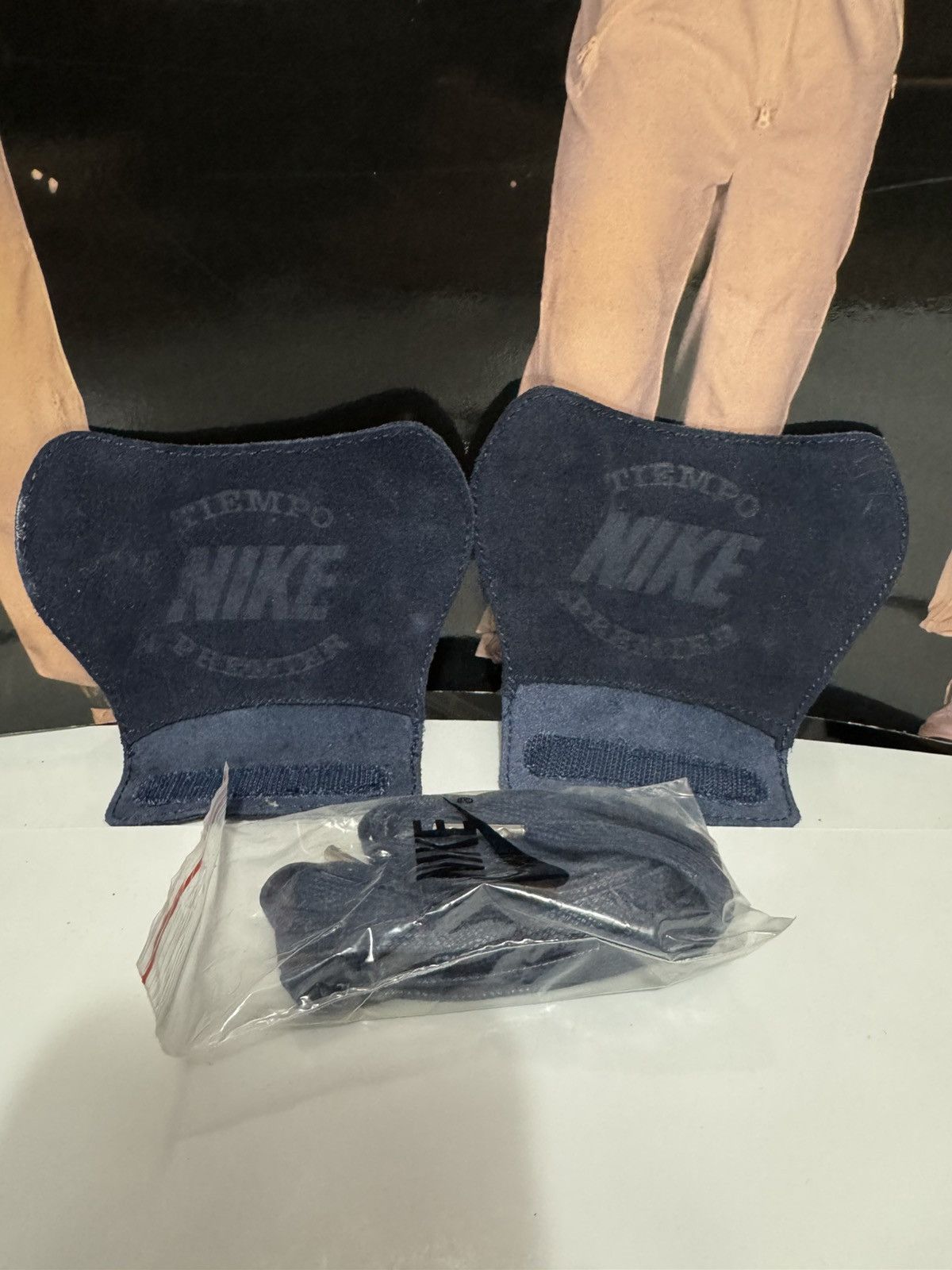F.C.R.B × Nike Nike F.C.R.B Tiempo '94 SP Mid Navy Size 10 645330-440 Size US 10 / EU 43 - 9 Thumbnail