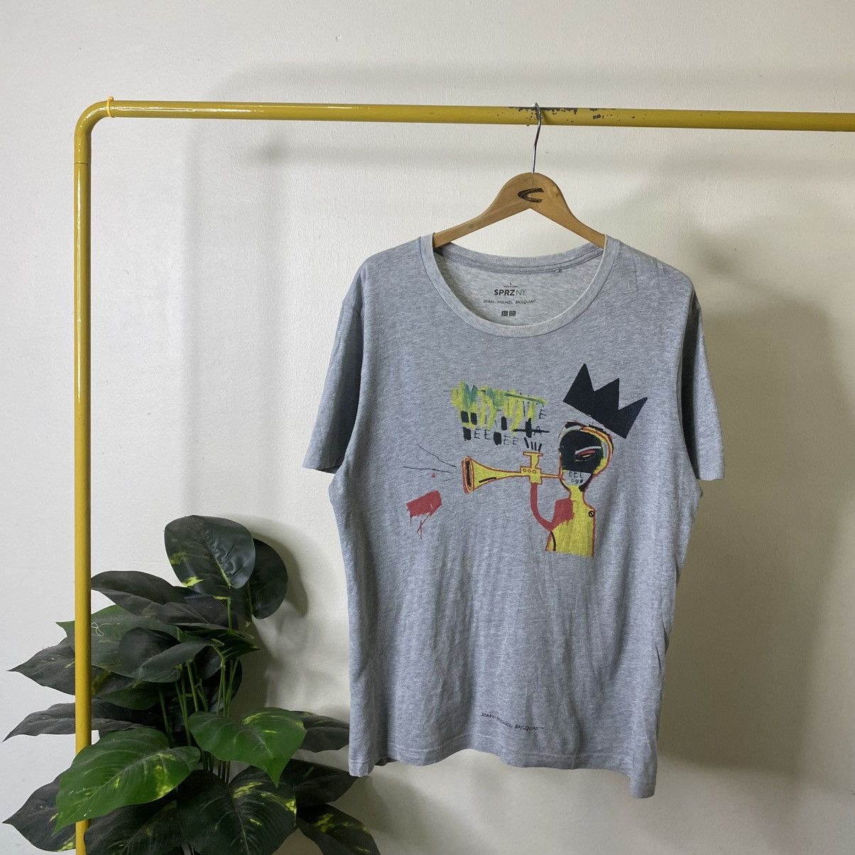 Jean-Michel Basquiat JMB Artwork For Uniqlo Collaboration Tee Size US L / EU 52-54 / 3 - 1 Thumbnail