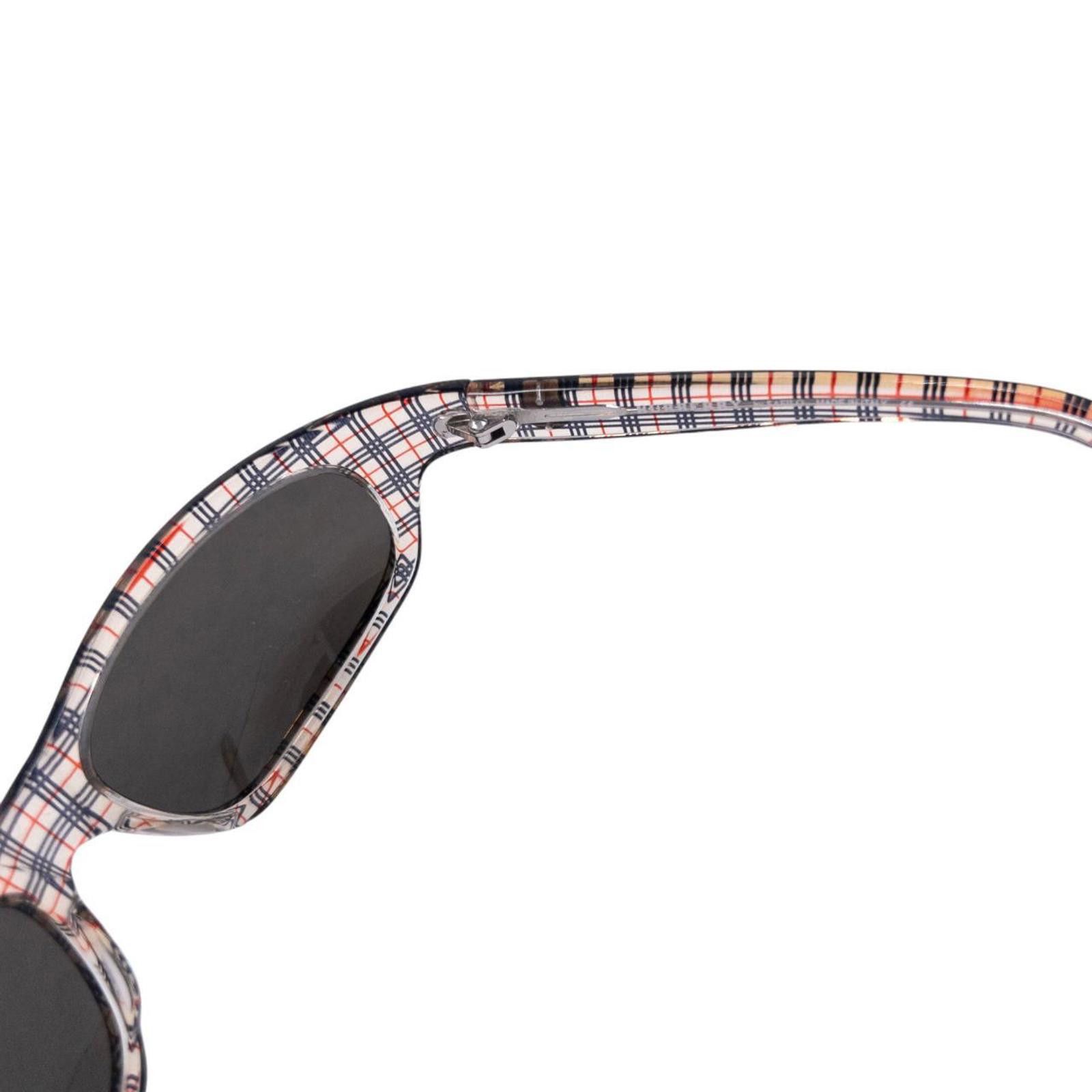 Burberry Vintage Burberry Nova Check Sunglasses Size ONE SIZE - 7 Thumbnail