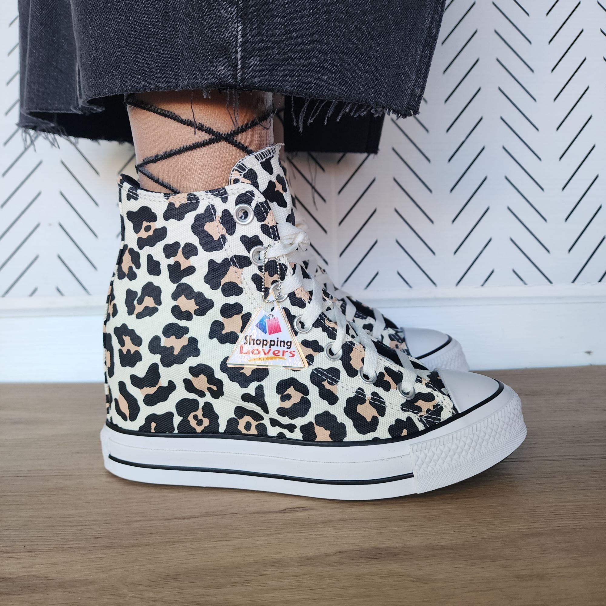 Converse ❤️Converse Chuck Taylor Wedge Platform Leopard Sz 10.5 Women Size US 10.5 / IT 40.5 - 3 Thumbnail