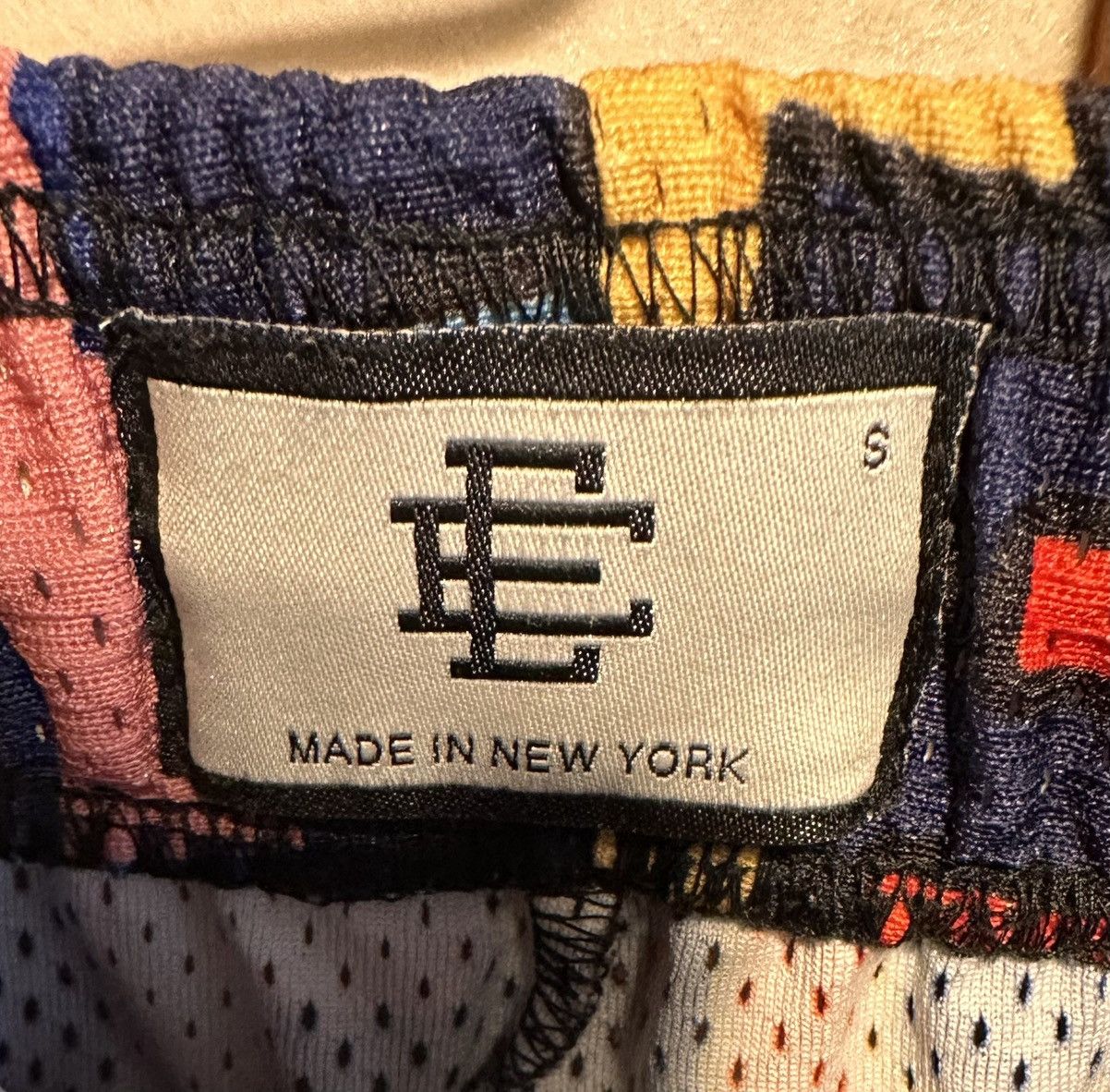 Eric Emanuel Eric Emanuel 2019 Fendi FendEE Shorts Sz Small Size US 30 / EU 46 - 2 Thumbnail