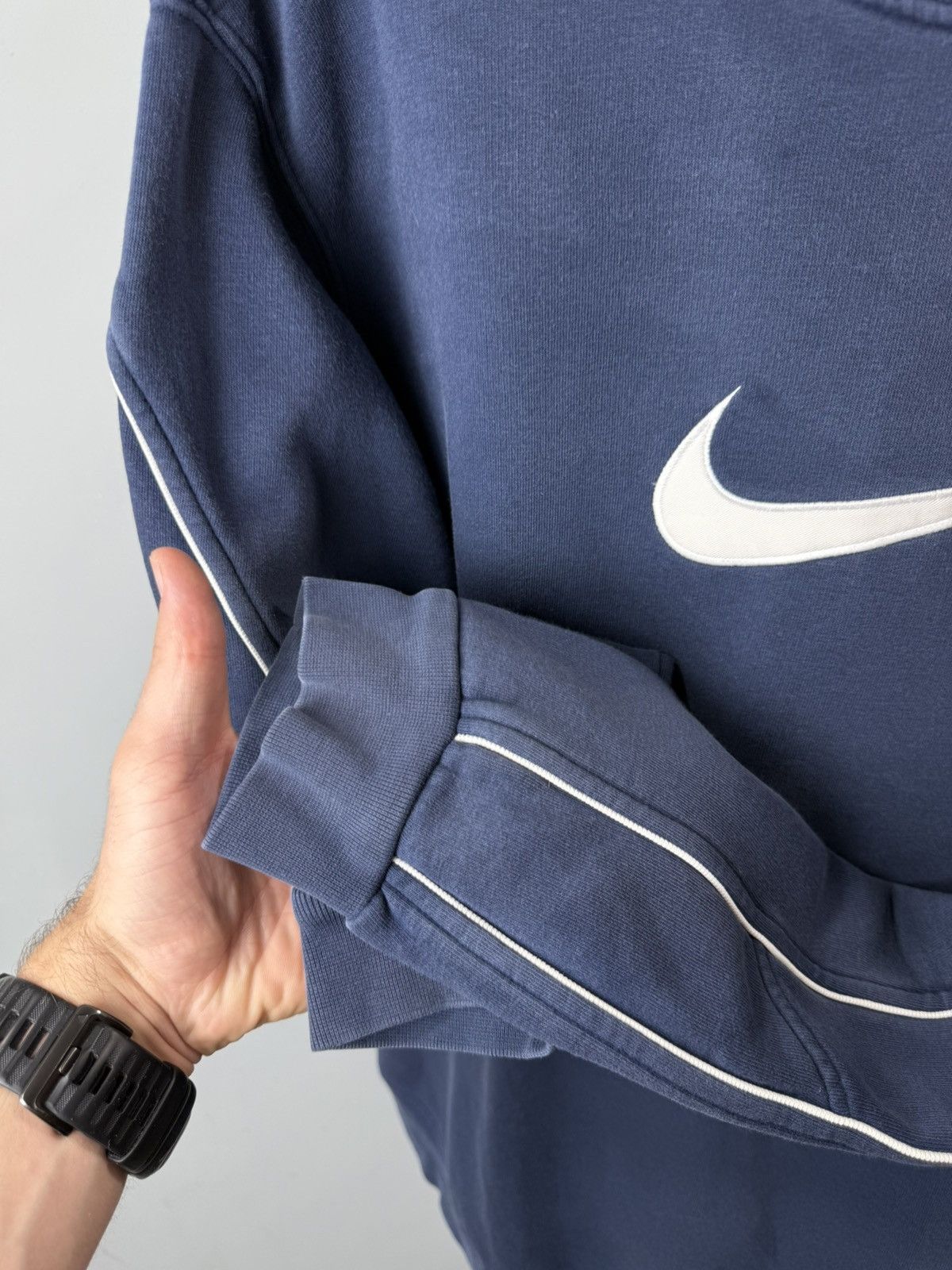 Nike Vintage 00’s Nike Sweatshirt Big Embroidered Logo Hype Size US L / EU 52-54 / 3 - 6 Thumbnail