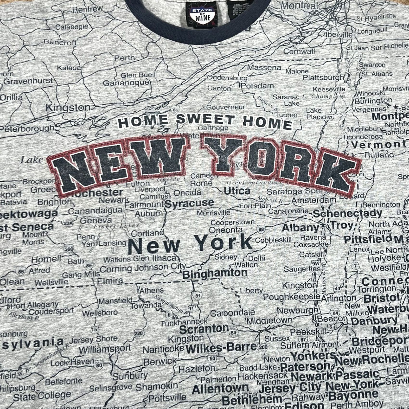 Vintage VINTAGE State Of Mine NY Map T-Shirt Men L Gray All Over Print Map Shirt Size US L / EU 52-54 / 3 - 4 Thumbnail