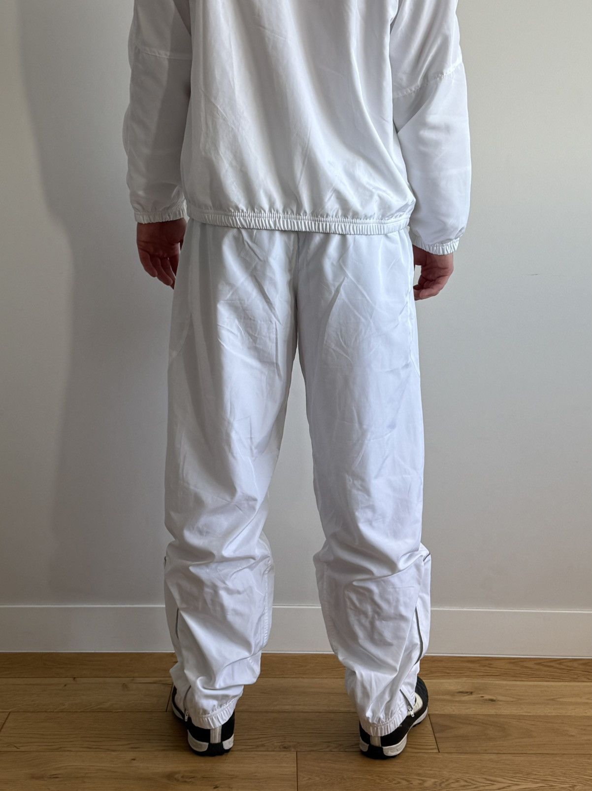 Nike Vintage Nike Air Max 360 Tracksuit White Large Men’s Size US L / EU 52-54 / 3 - 7 Thumbnail