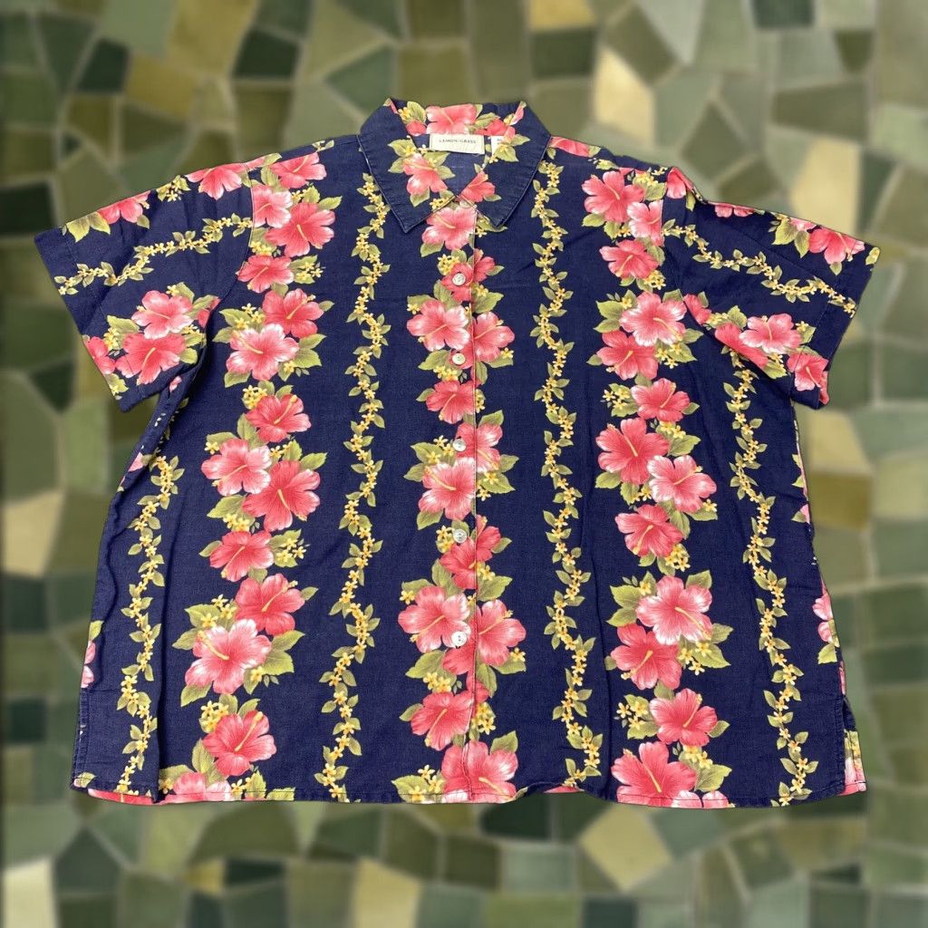 Vintage VINTAGE? No. But: Lemon Grass Shirt Womens XL Navy Blue Hawaiian Hibiscus Linen Cotton Button-Up Collared Short Sleeve Floral Tropical Womens XL Blue Size XL / US 12-14 / IT 48-50 - 1 Thumbnail
