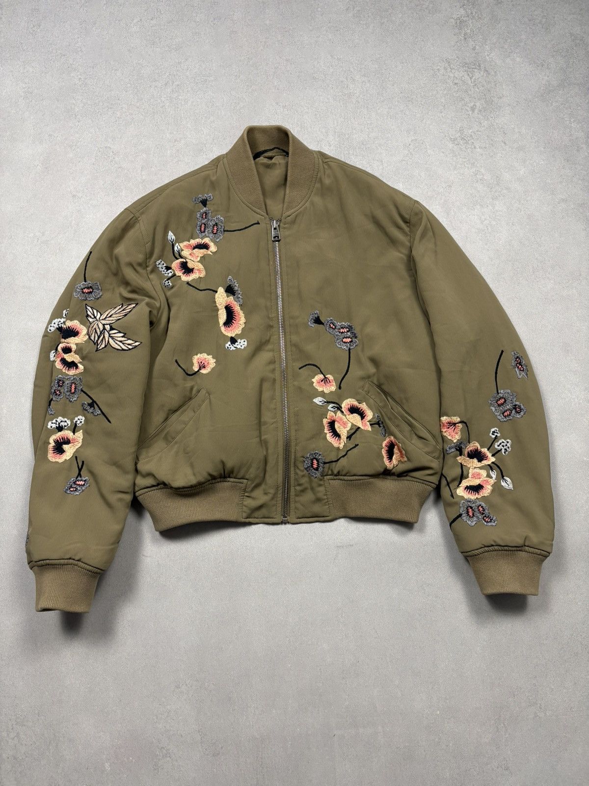 Allsaints AllSaints Embroidered Floral Bomber Jacket Cropped MA1 Zip S Size S / US 4 / IT 40 - 1 Thumbnail