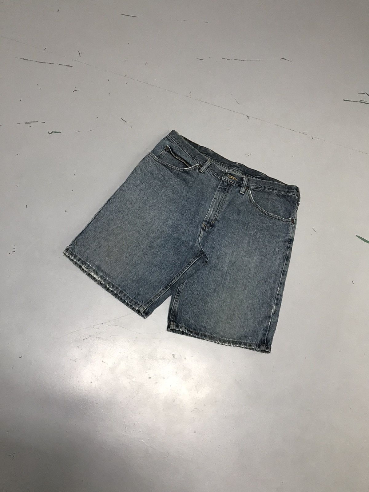 Lee Vintage lee distressed jort Size US 38 / EU 54 - 3 Thumbnail