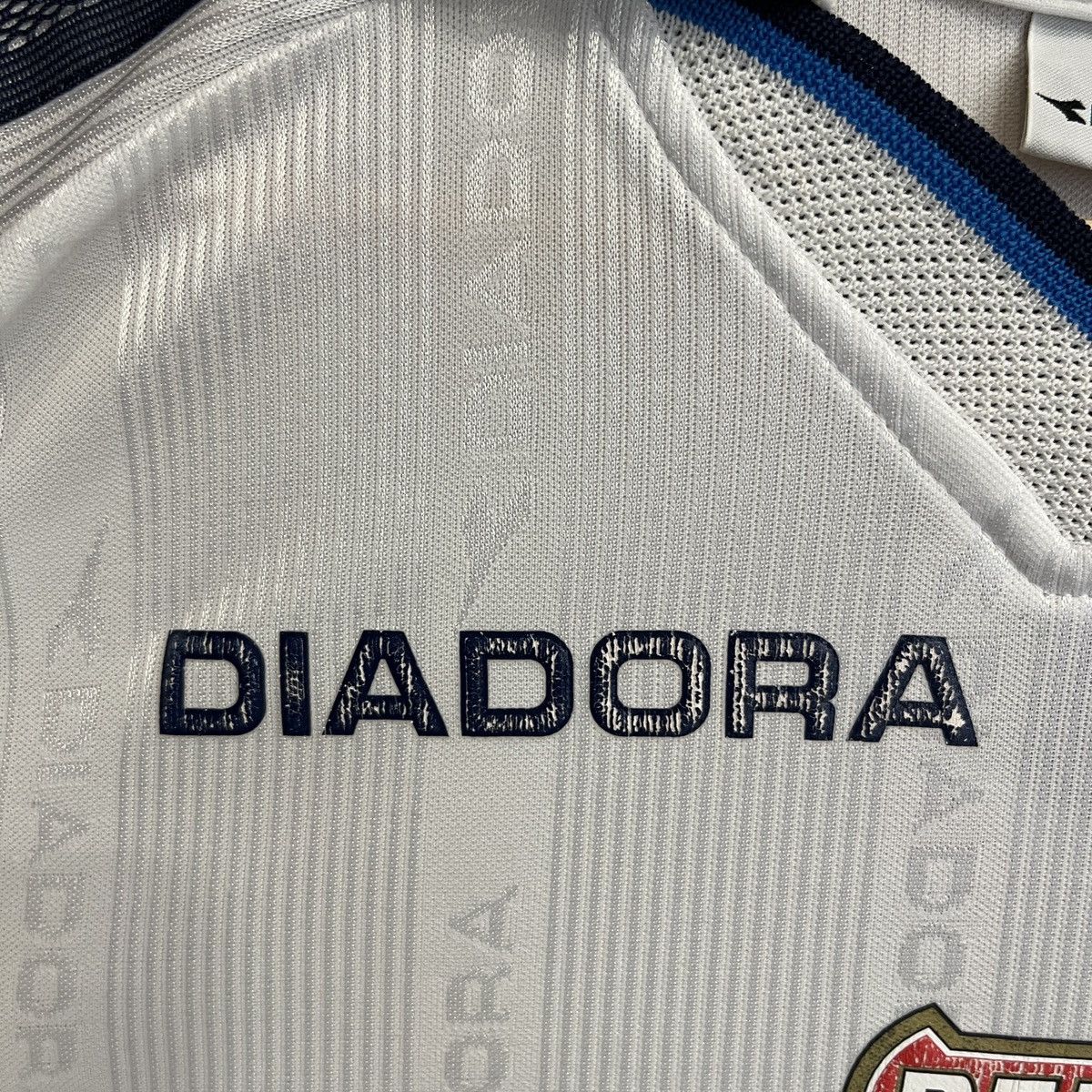 Diadora Vintage Napoli 2000-01 Away Diadora Football Jersey Size US M / EU 48-50 / 2 - 7 Thumbnail