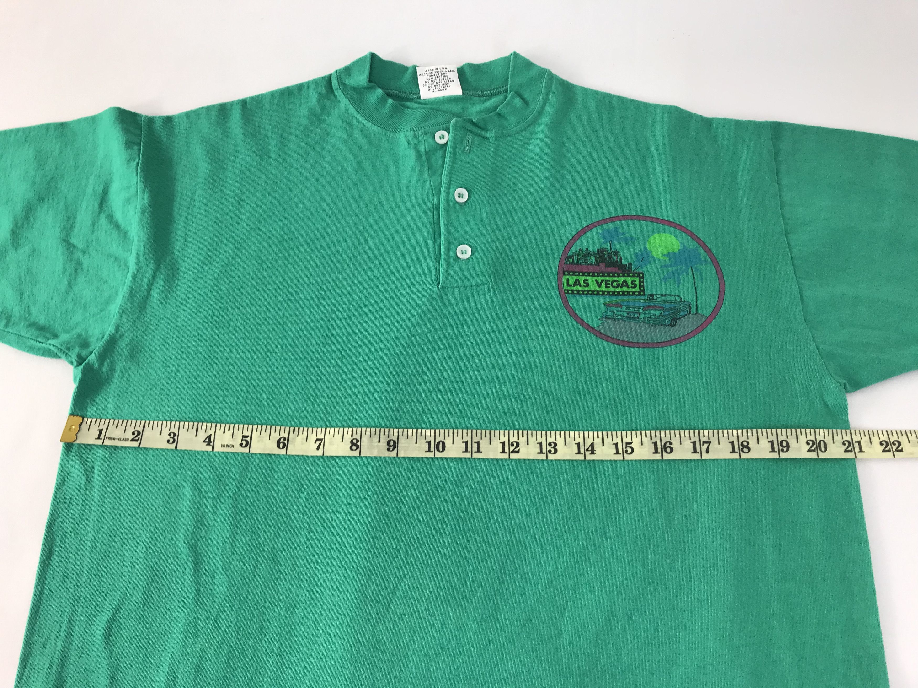 Vintage 90s Las Vegas Ocean Sent Soul Henley Neck Big Graphic Screen Size US L / EU 52-54 / 3 - 10 Thumbnail
