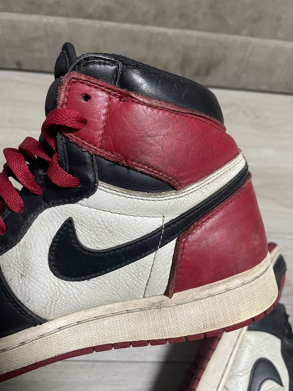 Jordan Brand × Nike Nike Air Jordan 1 Retro OG High “Bred Toe” Size US 9 / EU 42 - 11 Thumbnail