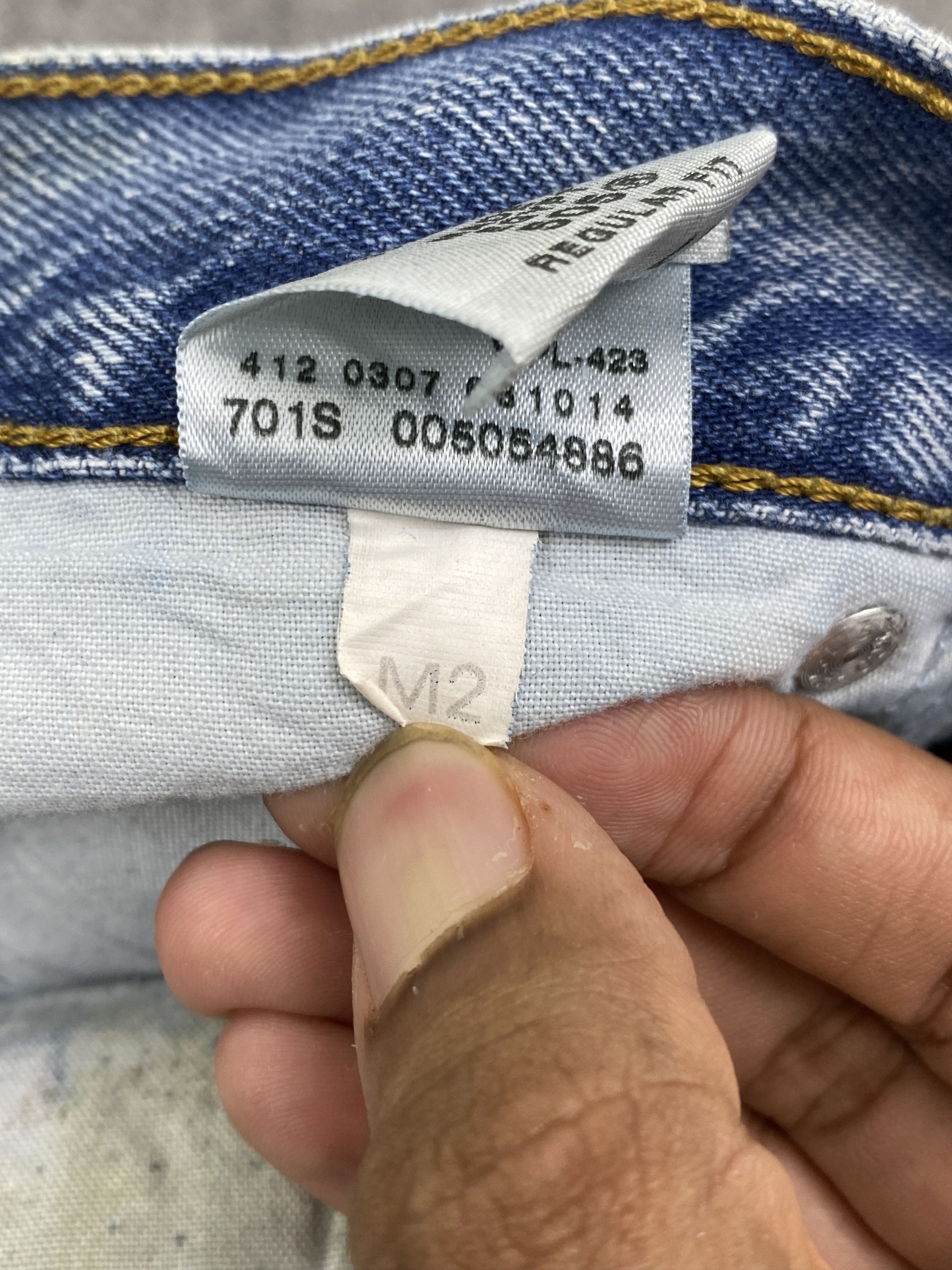 Vintage Levis 505 Splatter Paint Blue Denim Jeans