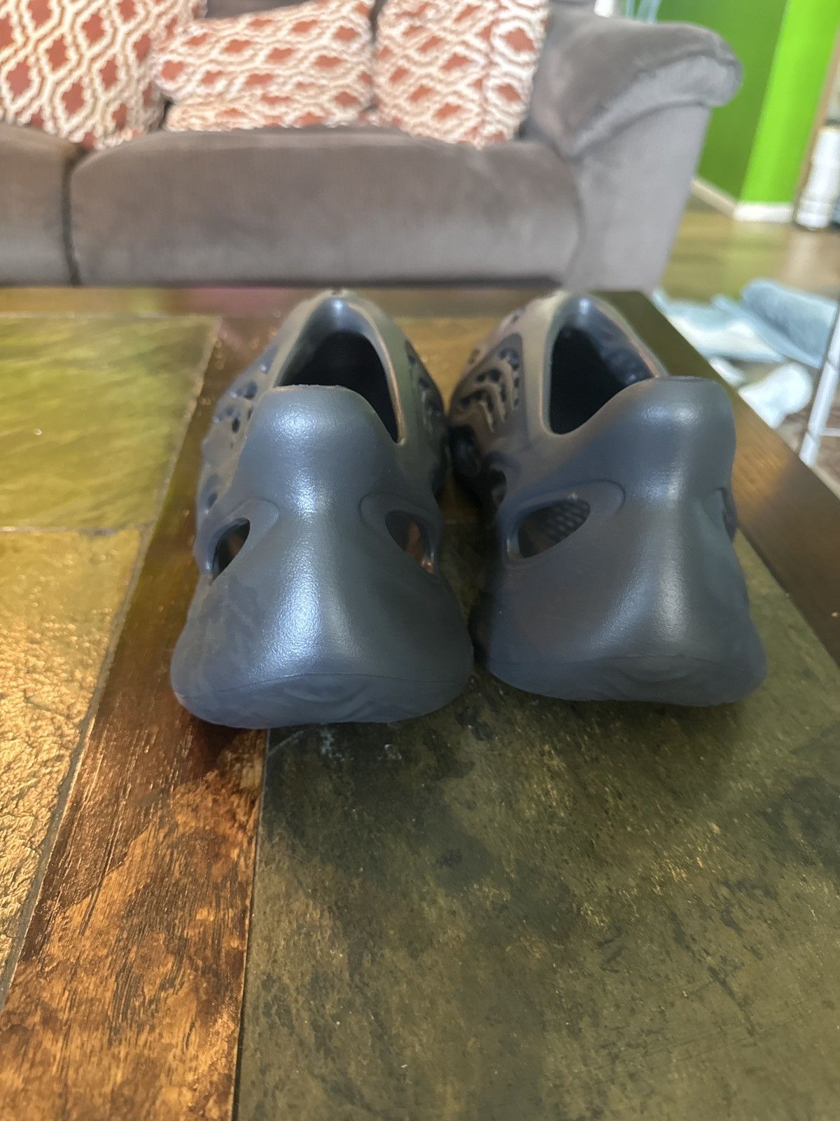 Adidas × Kanye West × Yeezy Yeezy Foam RNNR Onyx Size US 12 / EU 45 - 4 Thumbnail
