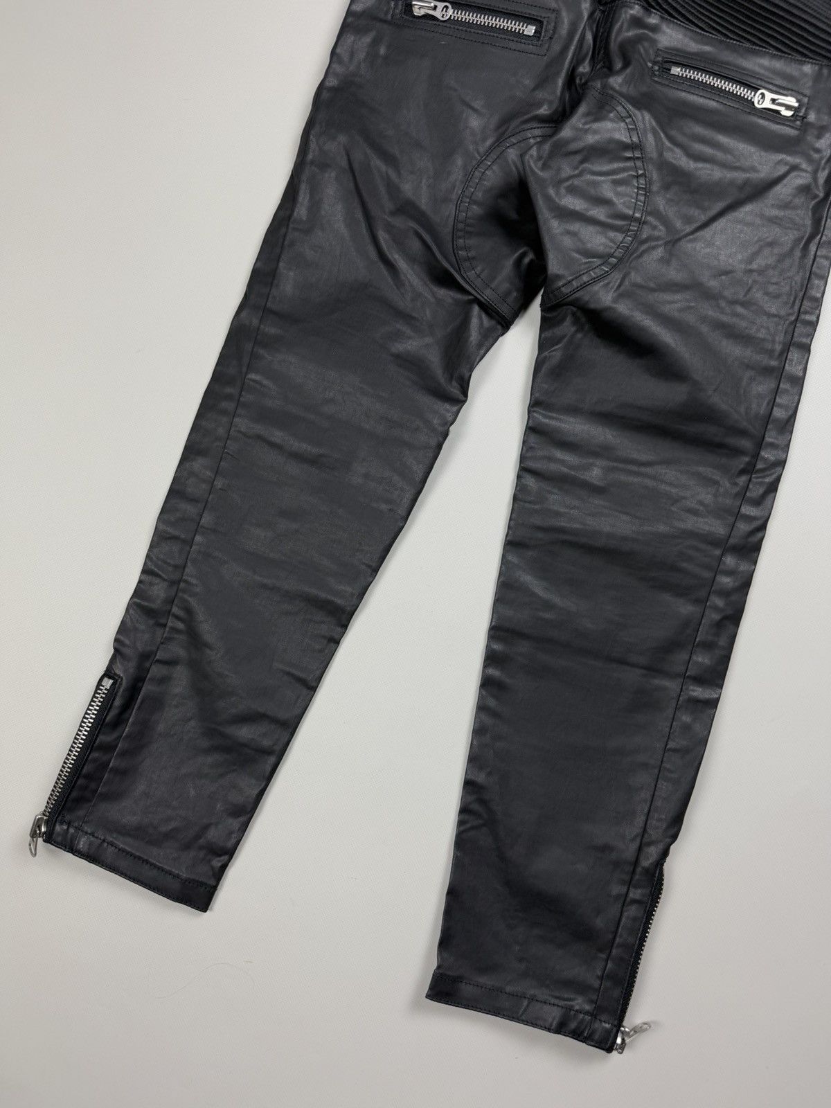 Isabel Marant Isabel Marant Pour H&M Coated Denim Biker Cropped Jeans Size 27" / US 4 / IT 40 - 21 Thumbnail