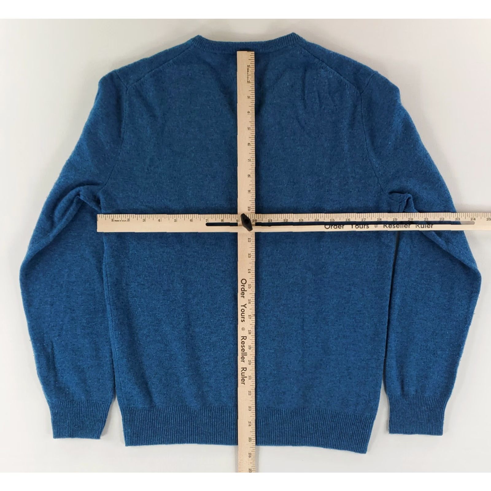 J.Crew **J.CREW Mens V Neck Blue Cashmere Long Sleeve Pullover** User: J.CREW Mens V Neck Blue Cashmere Long Sleeve Sweater **M** Size US M / EU 48-50 / 2 - 6 Thumbnail
