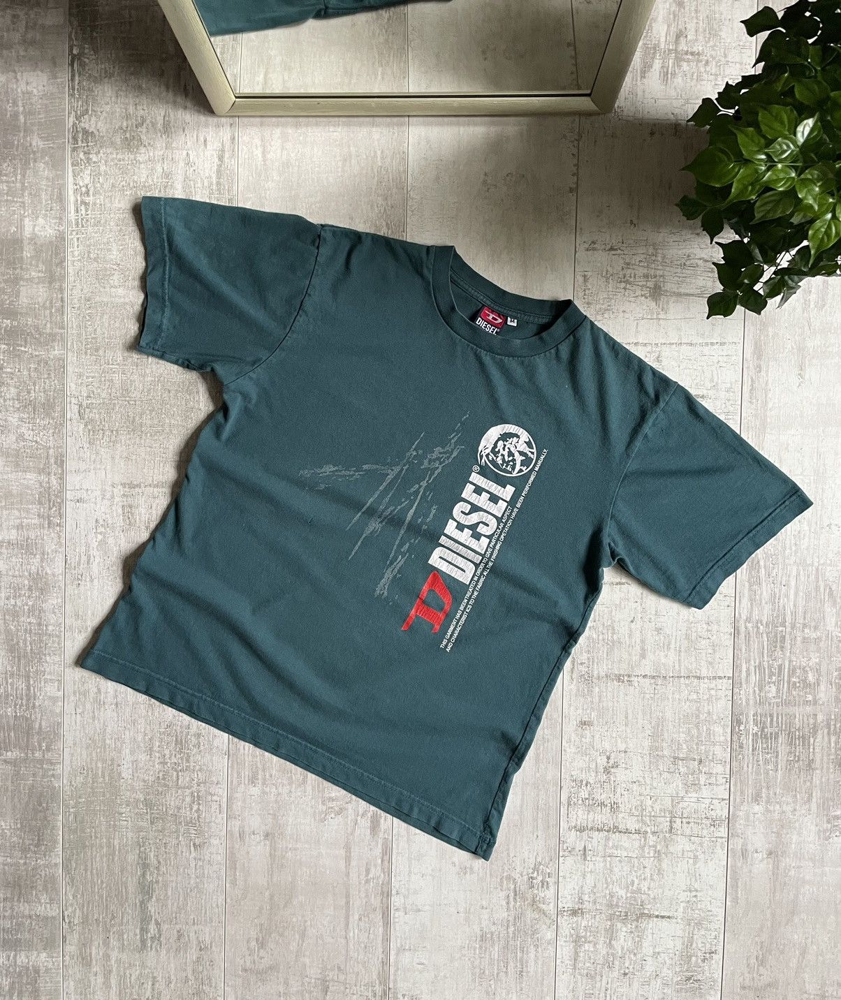 Diesel × Vintage Y2K Vintage Diesel Printed Logo Faded T-Shirt Avant Garde Size US M / EU 48-50 / 2 - 1 Thumbnail