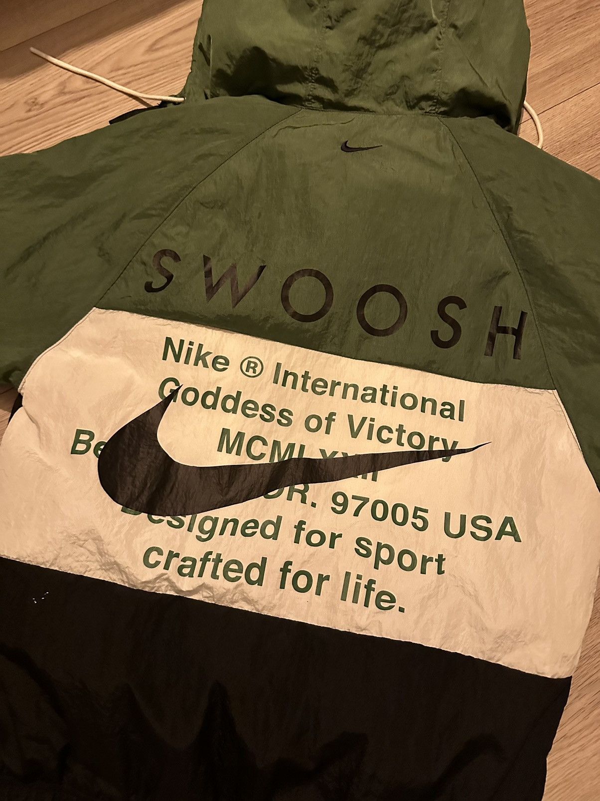 Nike Nike NSW Swoosh Jacked HD Woven Size US XS / EU 42 / 0 - 6 Thumbnail