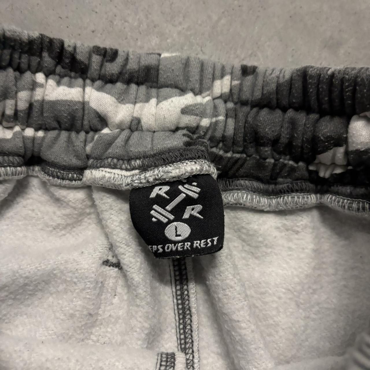 Japanese Brand × Vintage Crazy Vintage Y2K/2000s Baggy Black White Camo Streetwear Skater Sweatpants! Size US 30 / EU 46 - 6 Thumbnail
