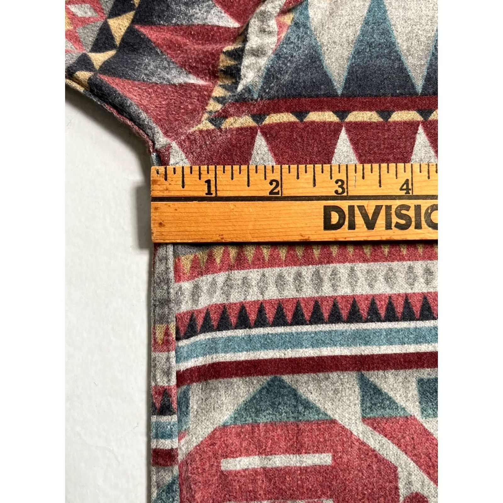 Vintage VINTAGE LL Bean Navajo Aztec Southwestern Print Button Shirt Made in USA S Size US S / EU 44-46 / 1 - 4 Thumbnail