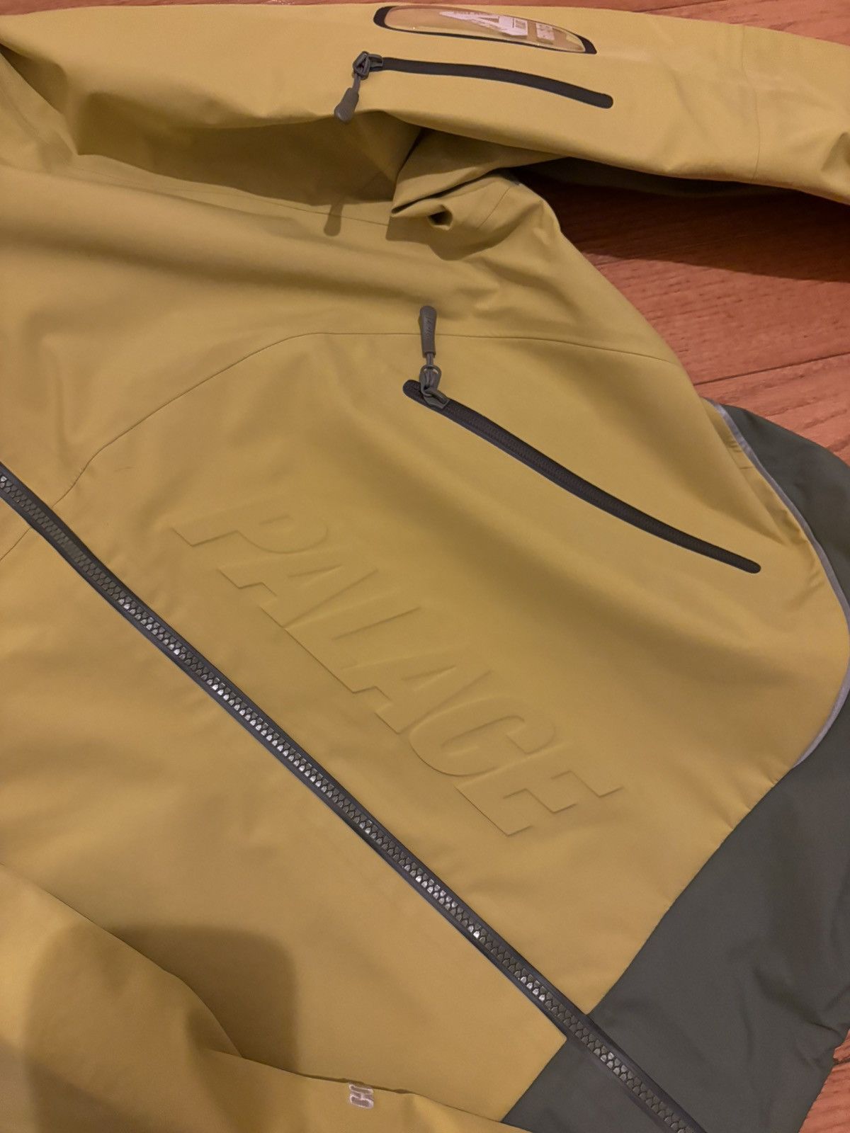 Palace Palace GORE-TEX 3L M-Tek Jacket Size US M / EU 48-50 / 2 - 10 Thumbnail