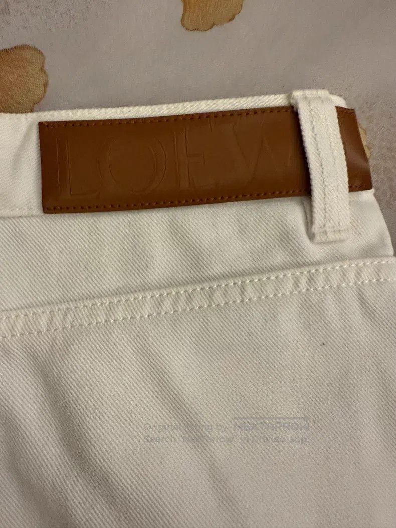 Loewe Loewe Women's Jeans, Beige, Leather Label Design, Asymmetr Size 26" / US 2 / IT 38 - 4 Thumbnail