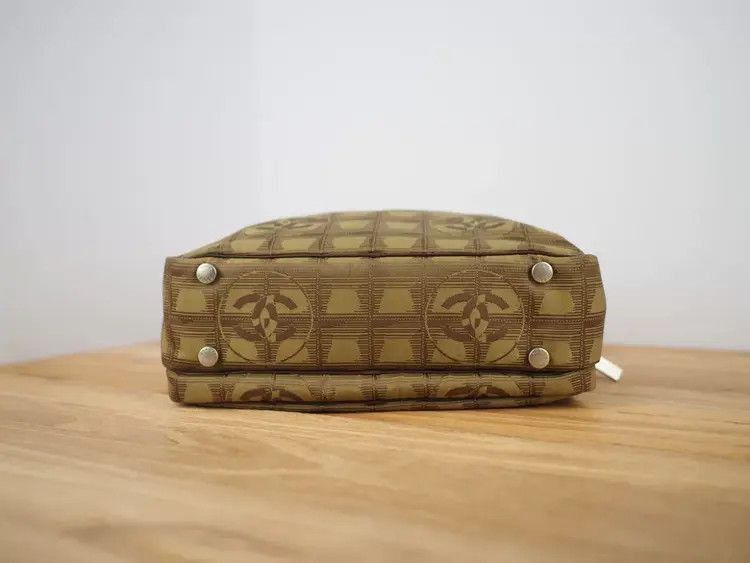 Chanel Vintage Chanel Choco Bar Travel Bag-2507 Size ONE SIZE - 2 Thumbnail