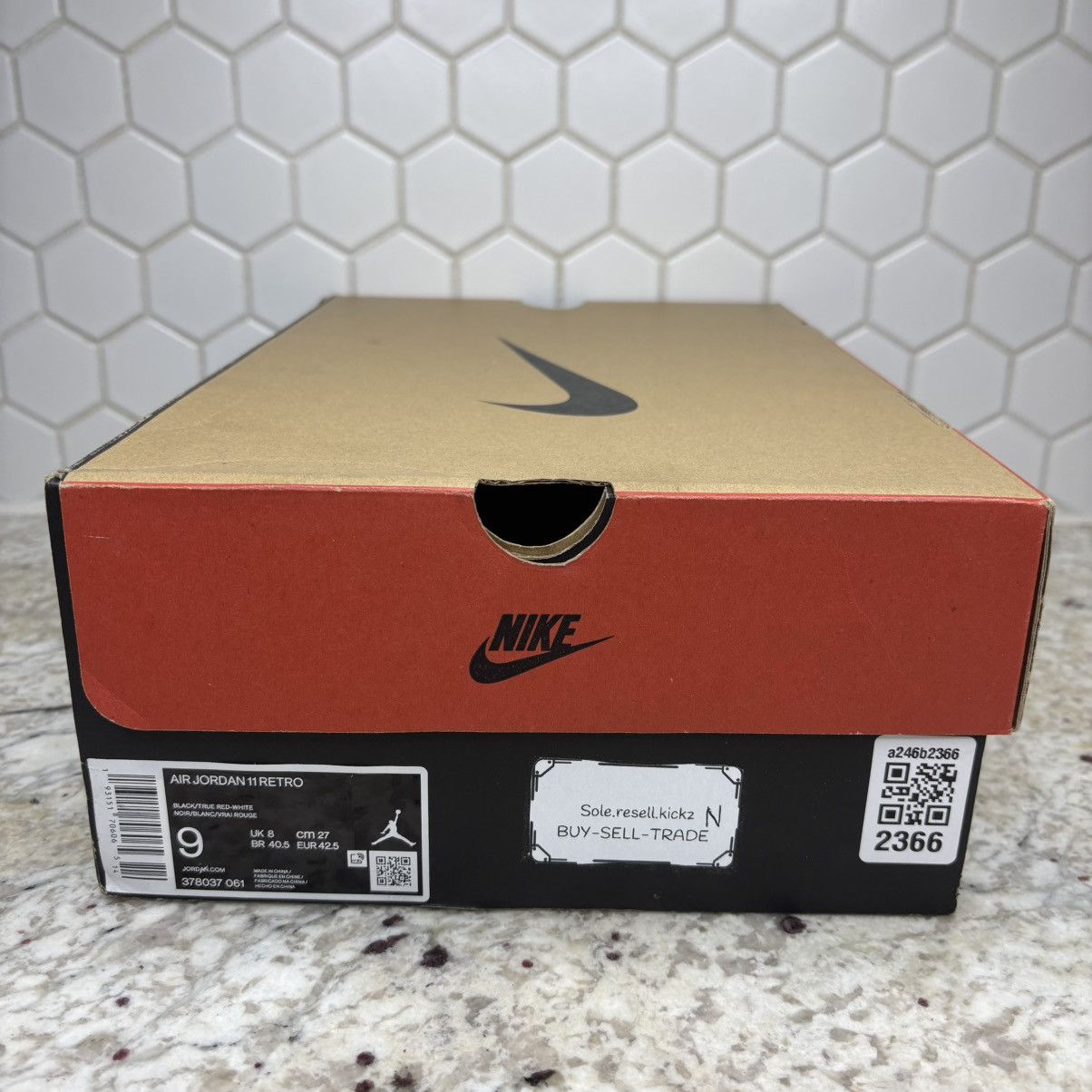 Jordan Brand Size 9 -Jordan 11 Retro Bred (2019) Lightly Used W/Box Size US 9 / EU 42 - 25 Thumbnail