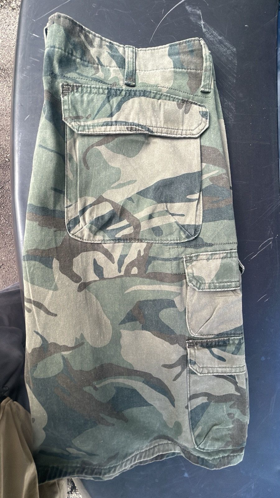 Other Camp Snoopy camo cargo Size US 36 / EU 52 - 2 Thumbnail