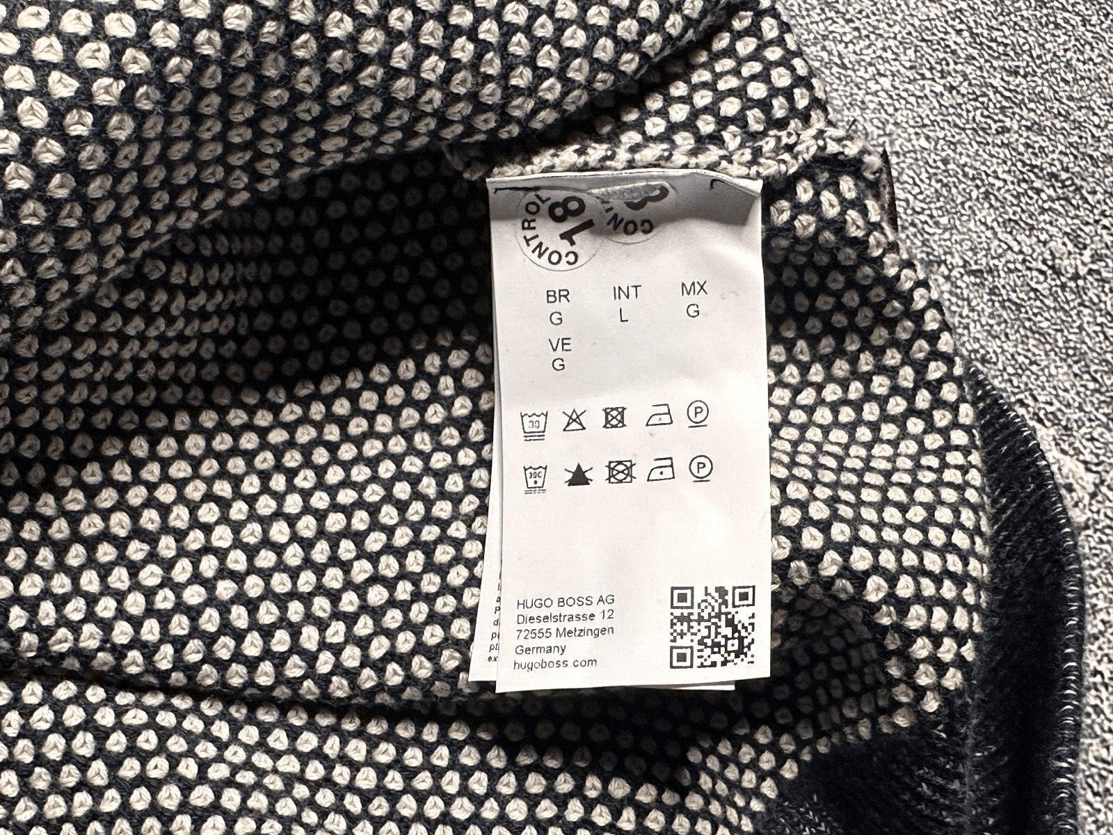 Hugo Boss Hugo Boss men's jumper L Size US L / EU 52-54 / 3 - 7 Thumbnail