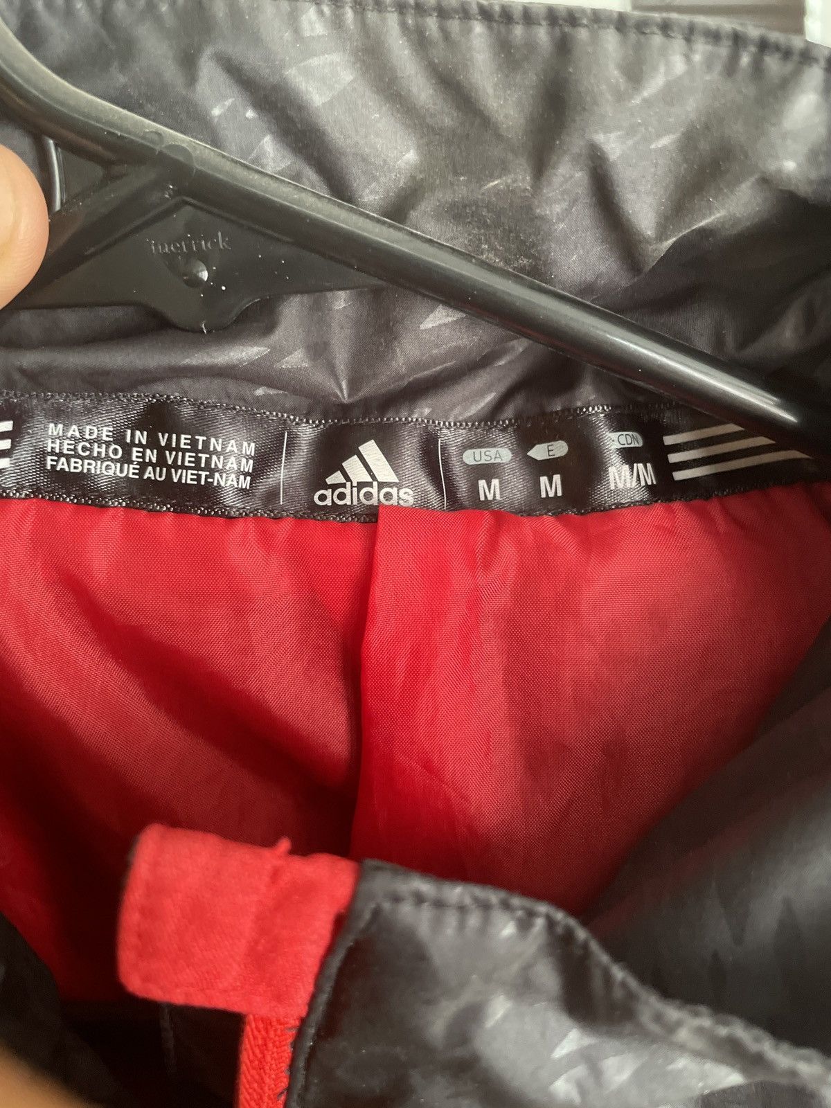 Adidas Adidas Chicago Bulls windbreaker Size US M / EU 48-50 / 2 - 3 Thumbnail