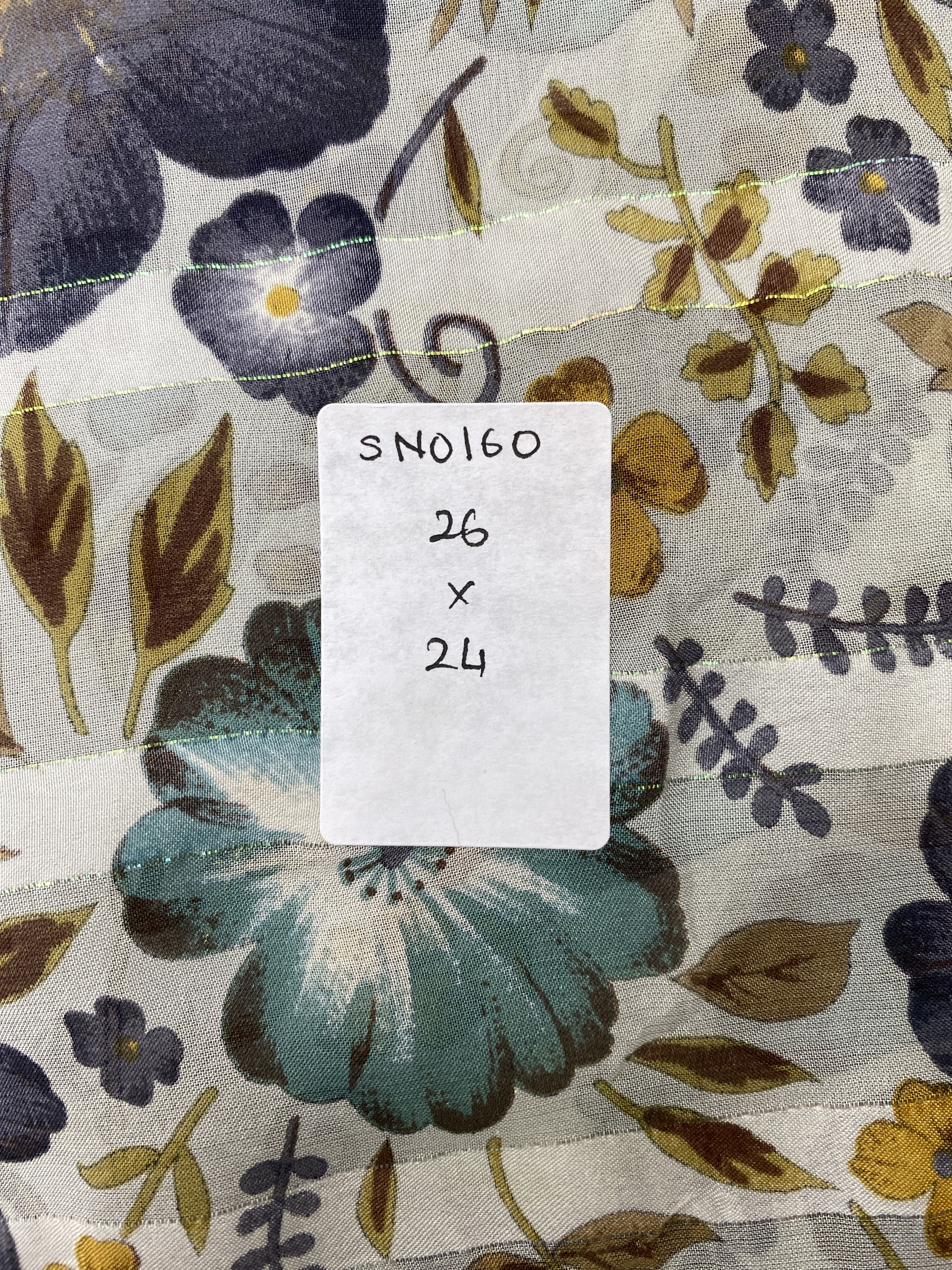 Other Vintage Christian Georges Paris Silk Scarf SN0160 Size ONE SIZE - 8 Thumbnail
