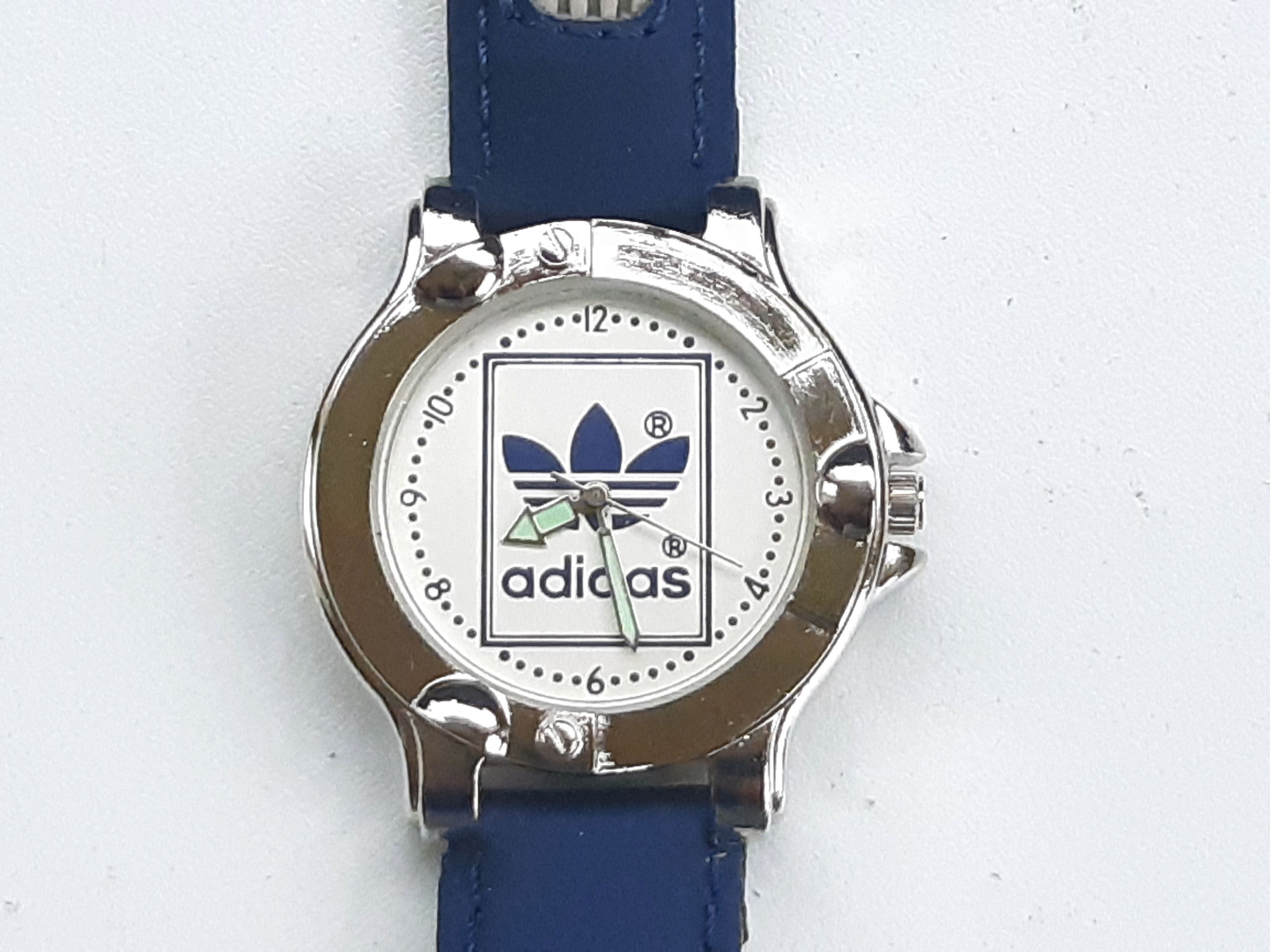 Adidas Vintage 90s ADIDAS Quartz Watch 10-0032 NOS Size ONE SIZE - 1 Thumbnail