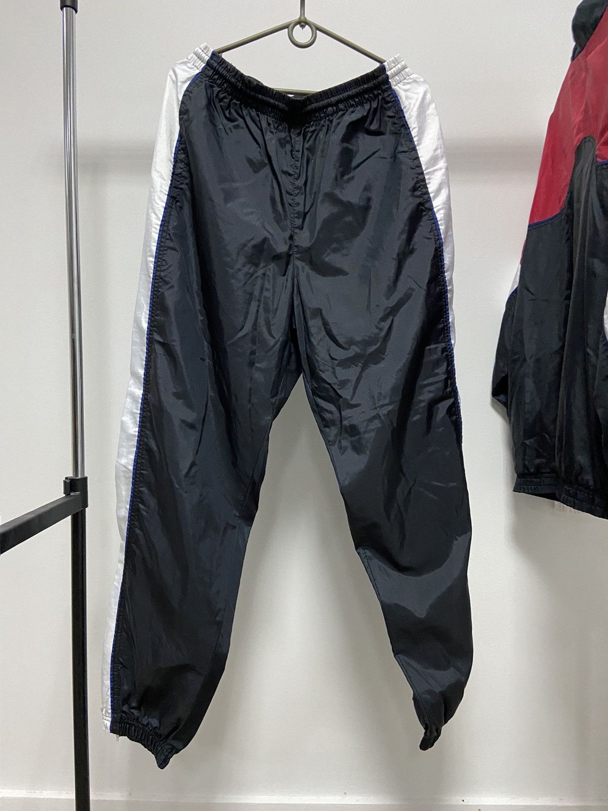 Nike × Vintage Nike Sweat Suit Vintage 90s Big Logo Pants Sweatshirt Nylon Size US L / EU 52-54 / 3 - 11 Thumbnail